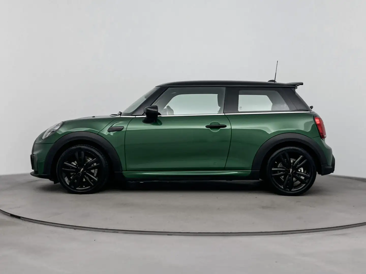MINI John Cooper Works Mini 1.5 Cooper 136PK | JCW Sportstoelen | Matrix Groen - 2