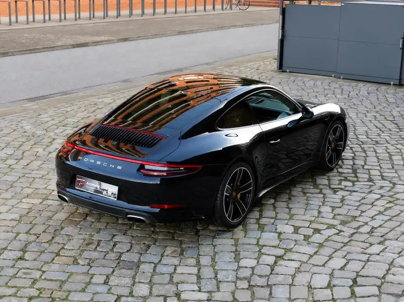 Porsche 911 Carrera 4 Coupé – Foto 7