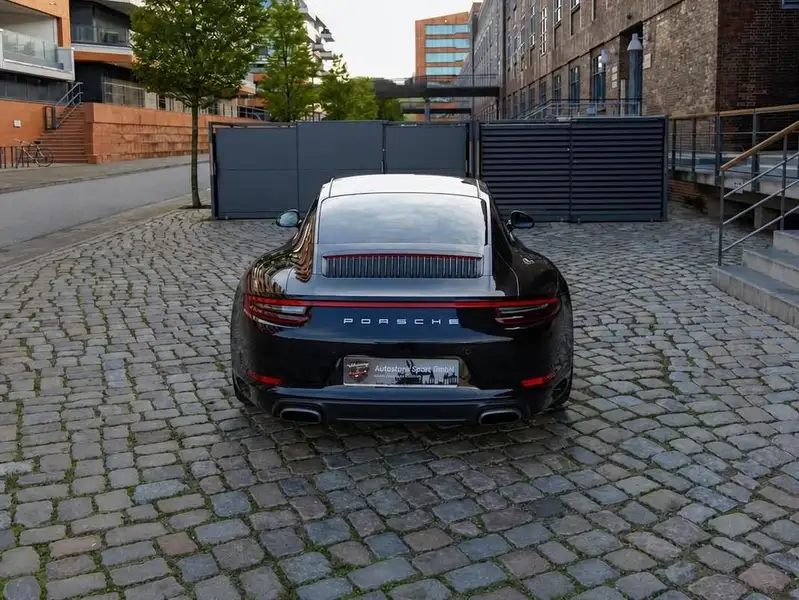 Porsche 911 Carrera 4 Coupé – Foto 4