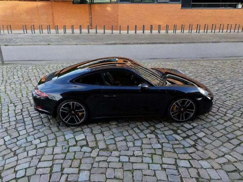 Porsche 911 Carrera 4 Coupé – Foto 5