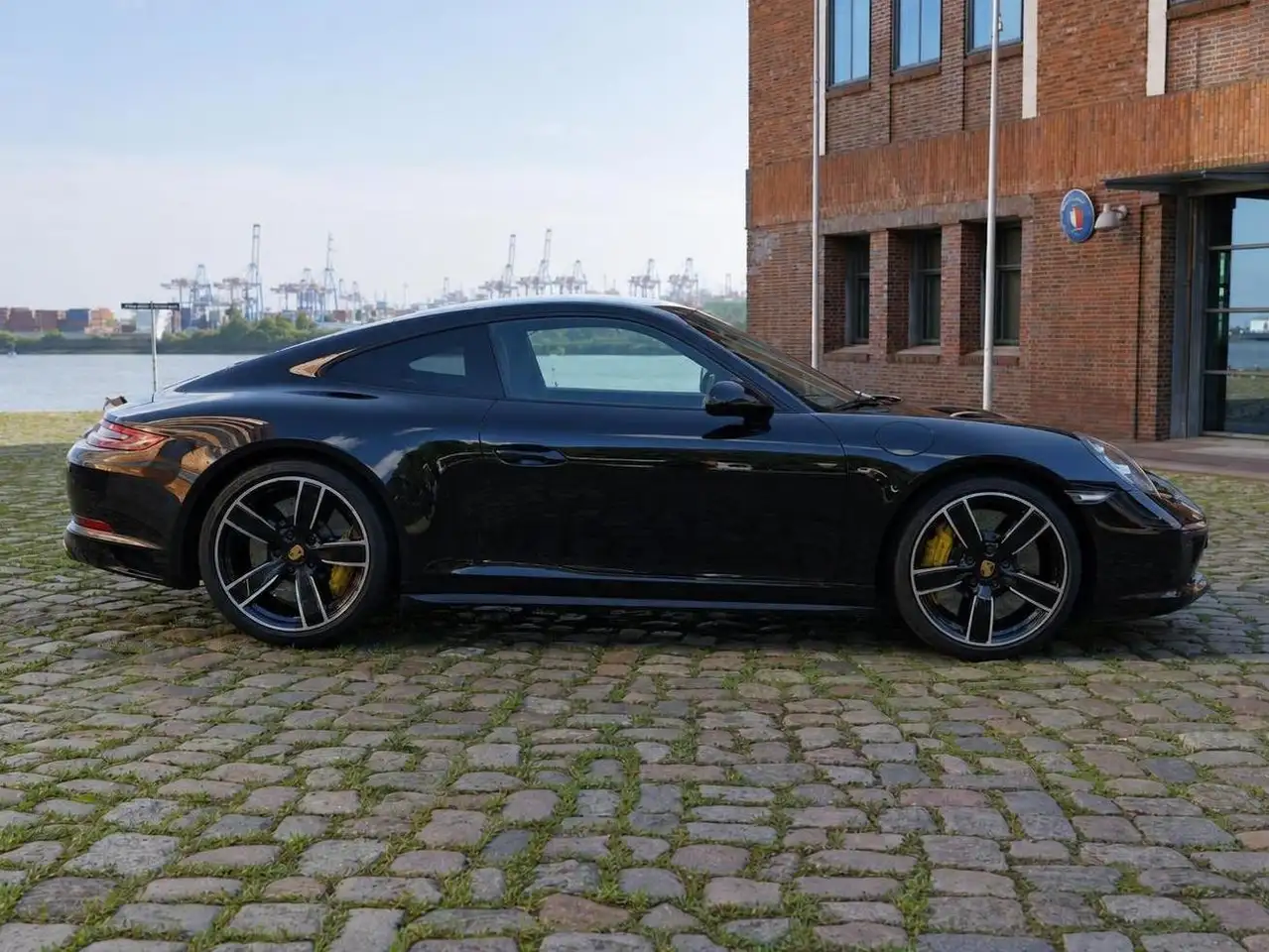 Porsche 911 Carrera 4 Coupé – Foto 6