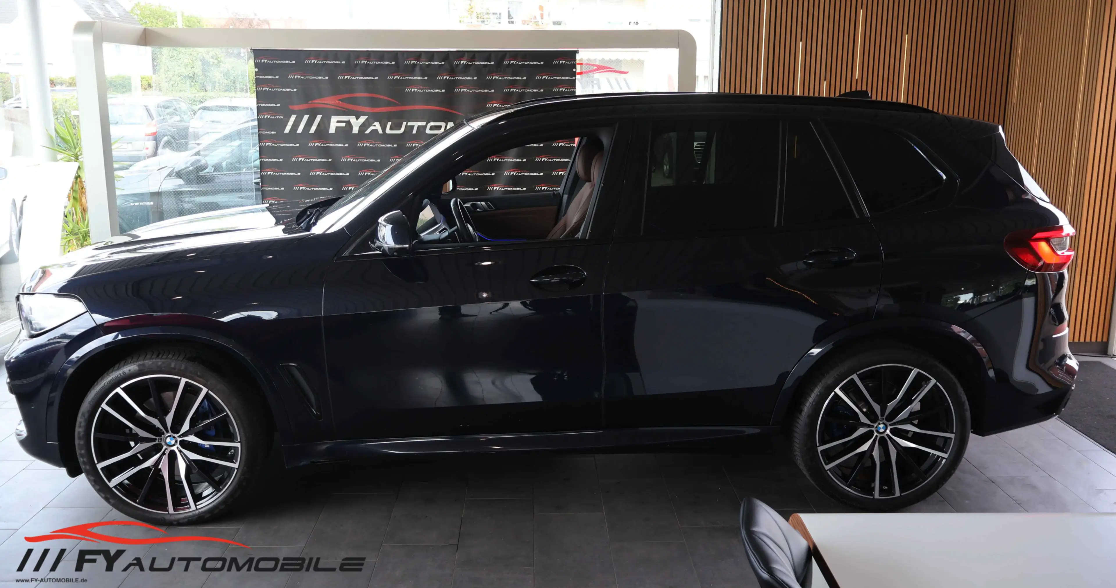 BMW X5 xDrive 30 d M SPORT STANDHEIZ* LED* AHK* 22'' — photo 2