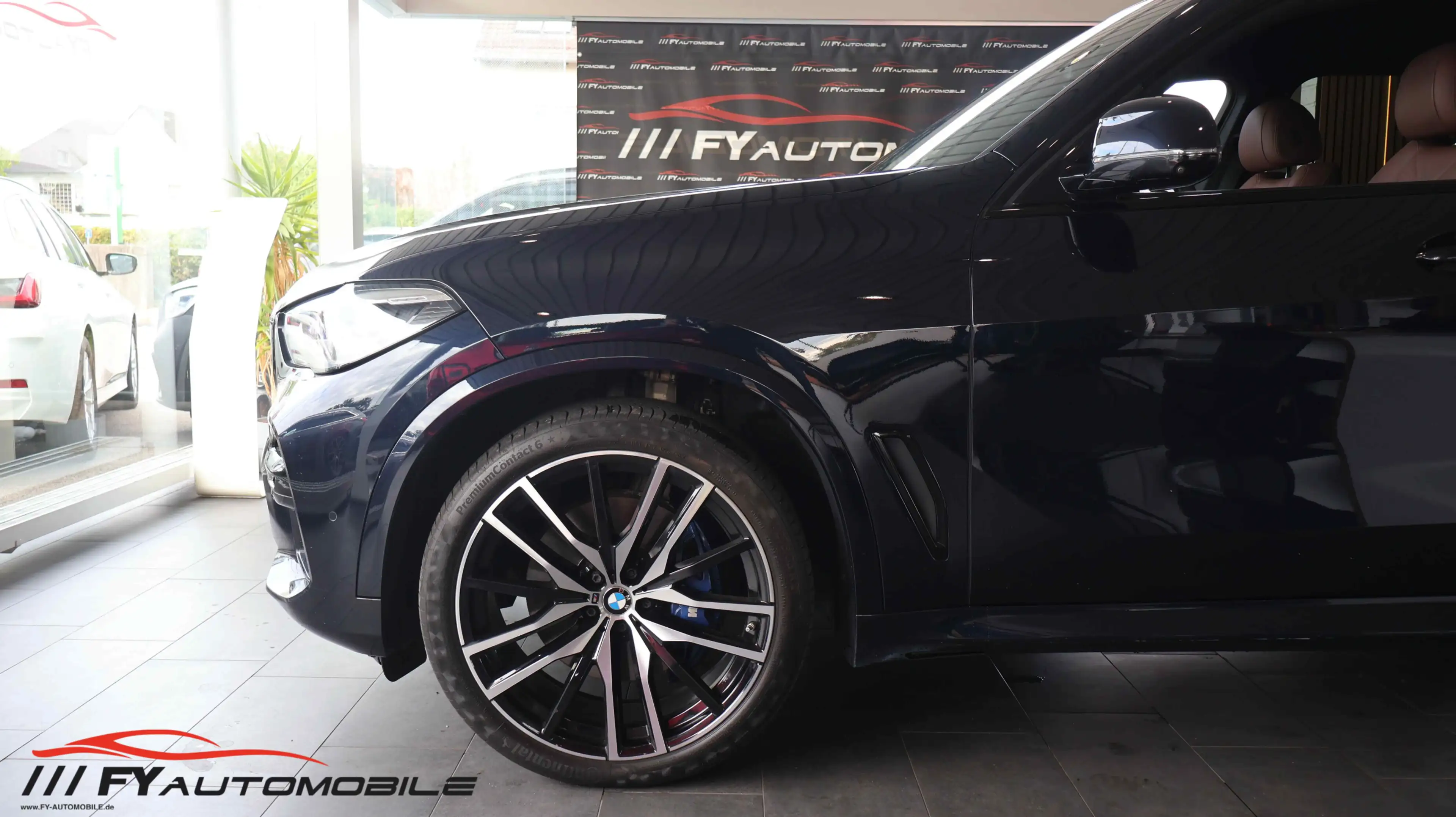 BMW X5 xDrive 30 d M SPORT STANDHEIZ* LED* AHK* 22'' — photo 12