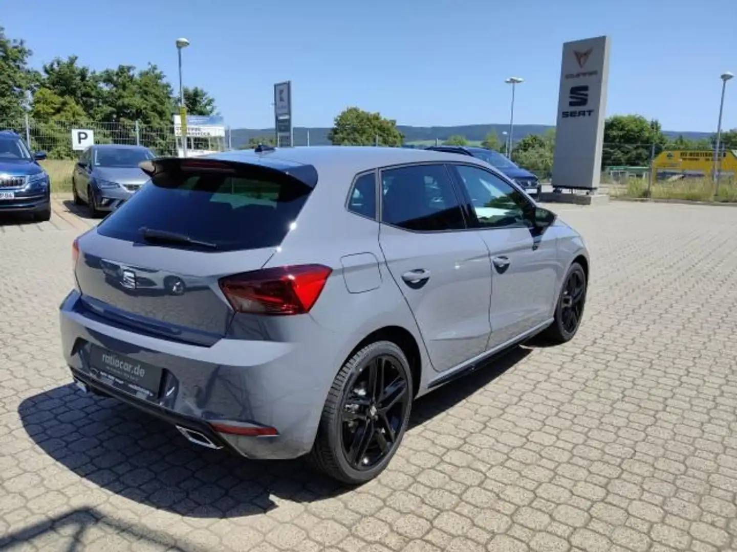 SEAT Ibiza IBIZA FR BLACK EDITION 1.5 TSI DSG NAVI SITZH. Gris - 2