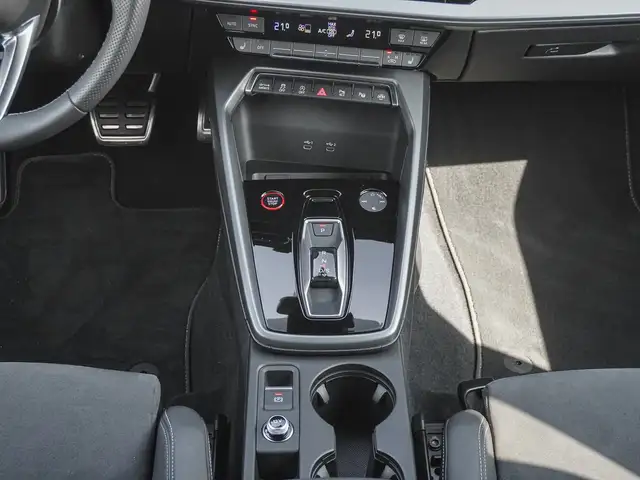 Audi S3 view 13