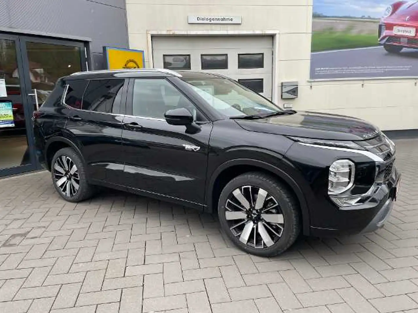 Mitsubishi Outlander 2.4L PHEV TOP Zwart - 2
