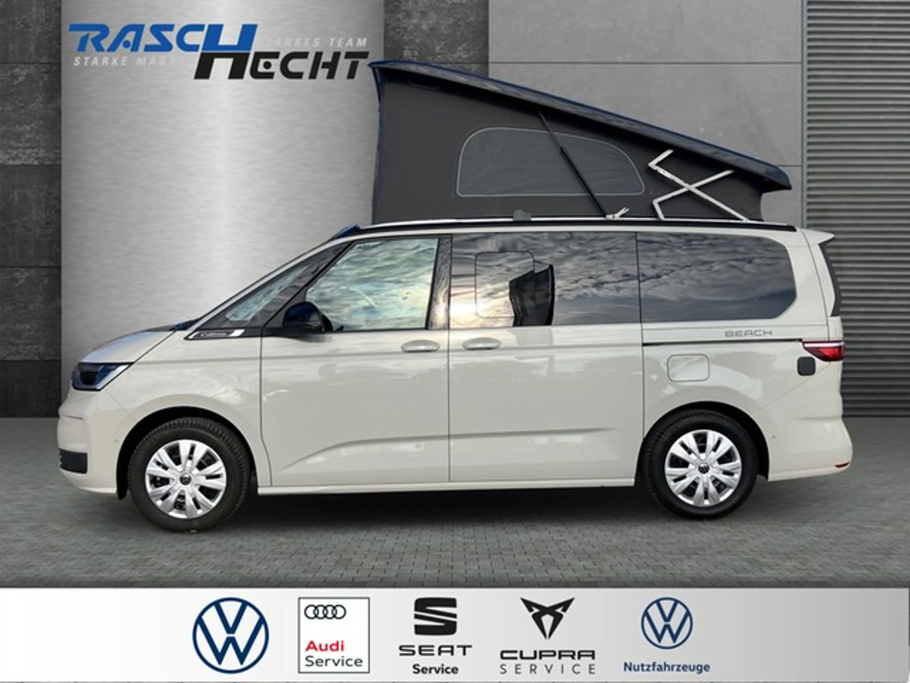 Volkswagen T7 California Beach Camper 2.0 TDI DSG*AHK*LED — photo 3