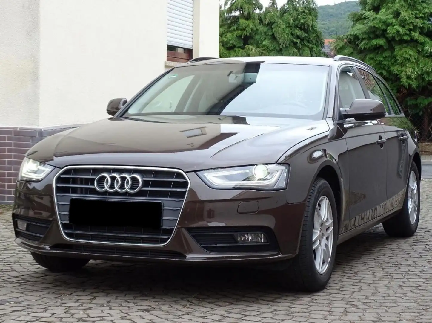 Audi A4 2.0 TDI Avant. Braun - 1