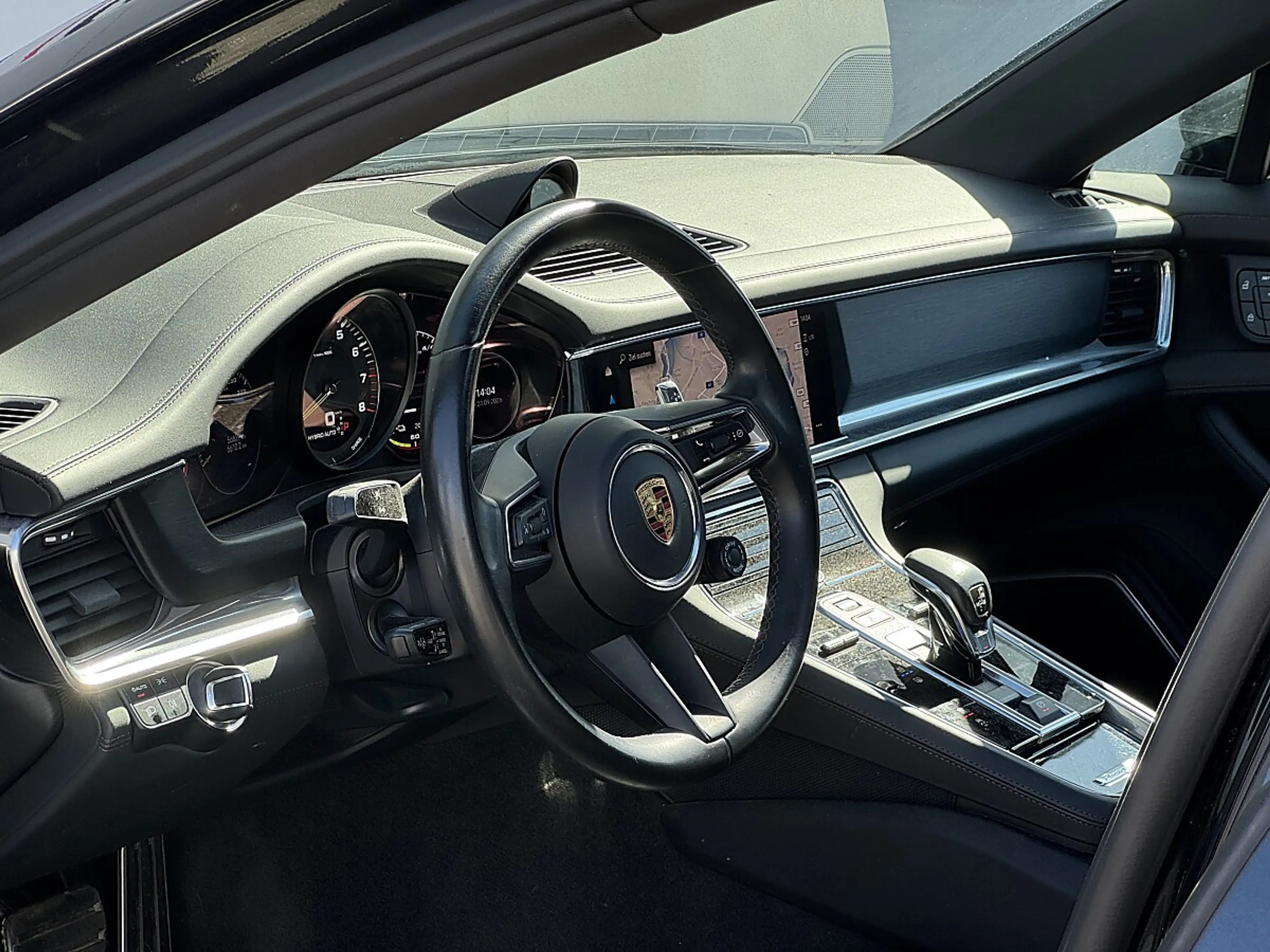 Porsche Panamera 4 E-Hybrid PHEV Sport Turismo Platinum Edition ... — photo 8