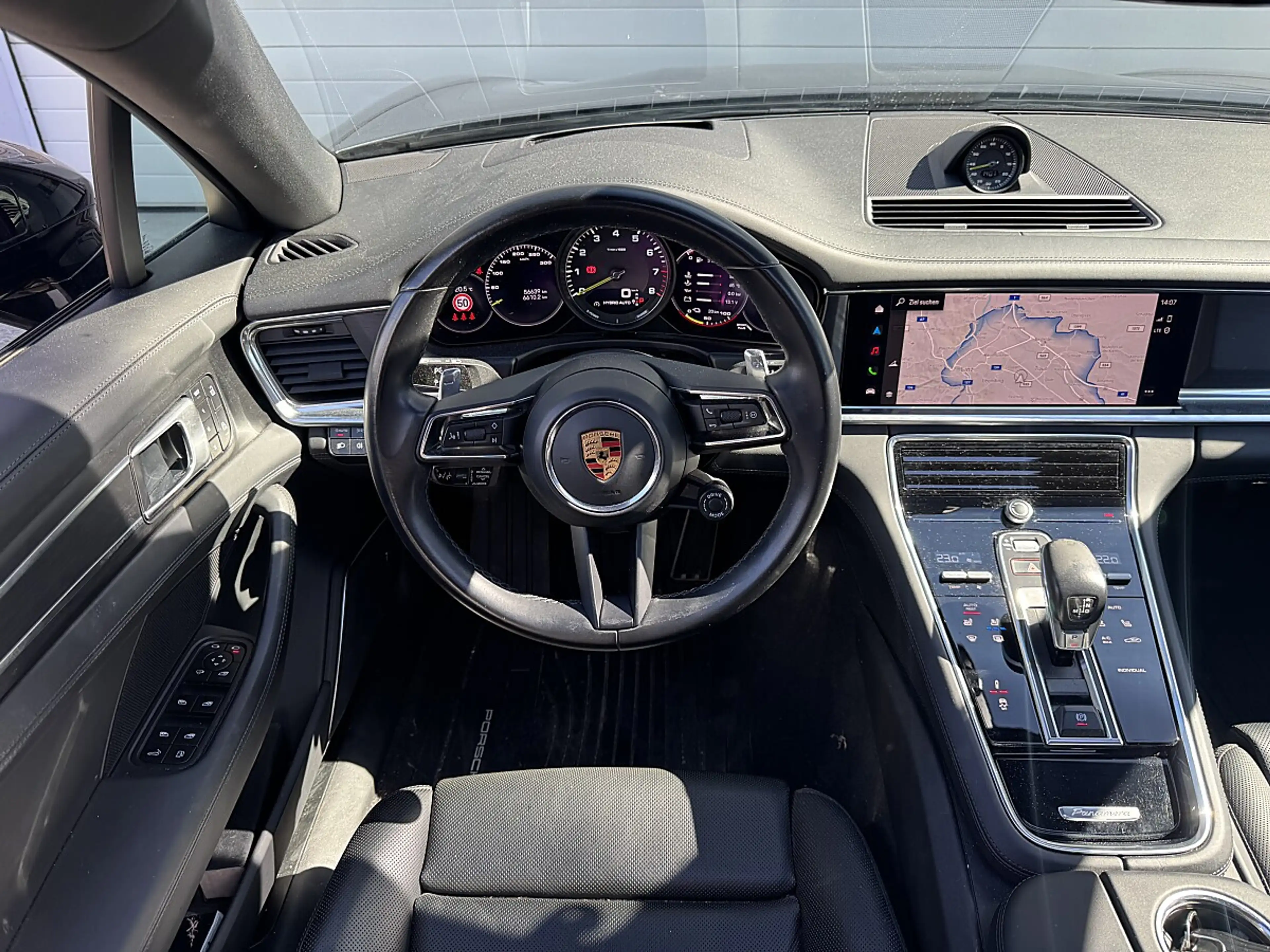 Porsche Panamera 4 E-Hybrid PHEV Sport Turismo Platinum Edition ... — photo 9