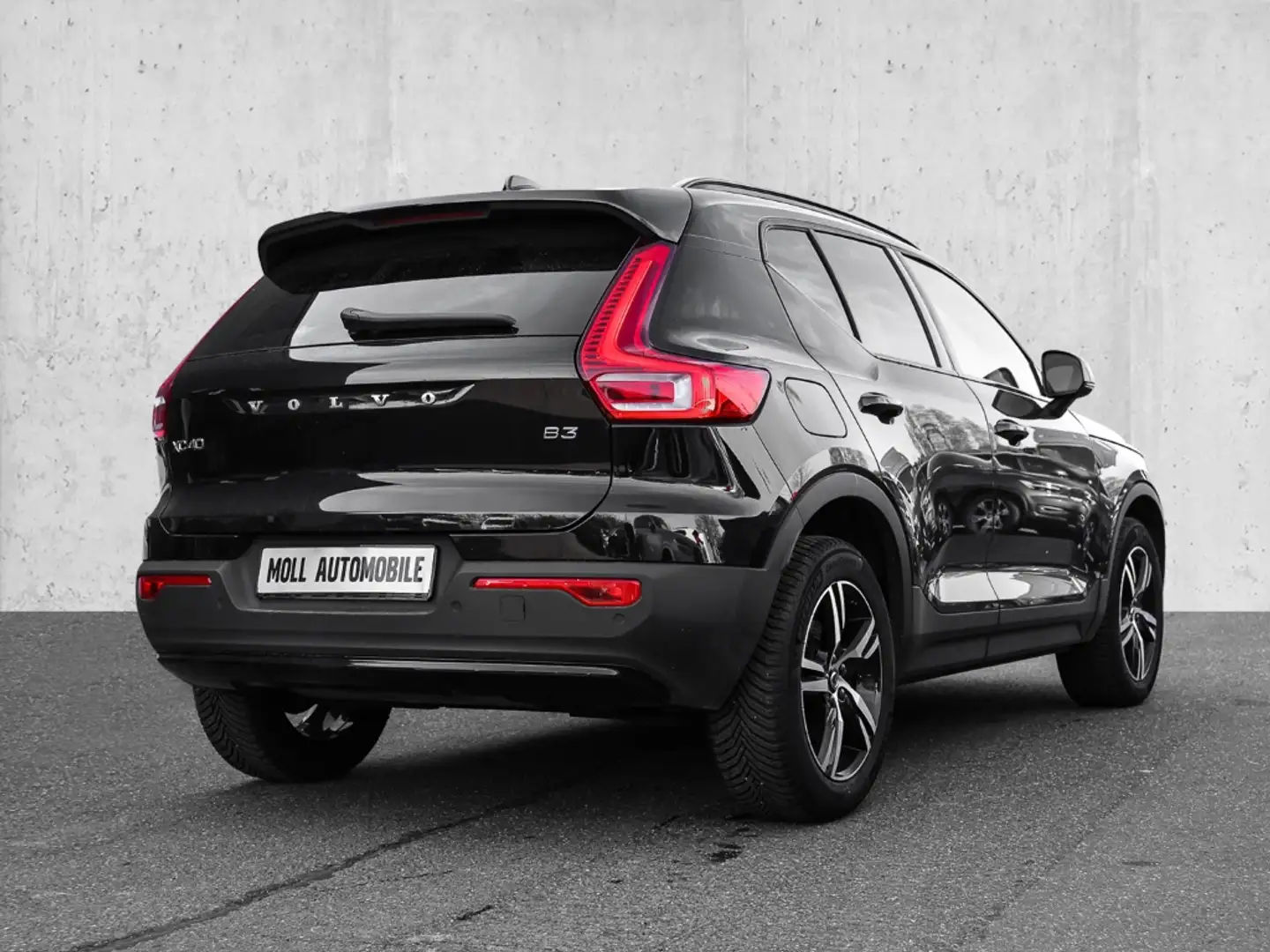 Volvo XC40 Plus Dark 2WD B3 EU6d digitales Cockpit Memory Sit Schwarz - 2