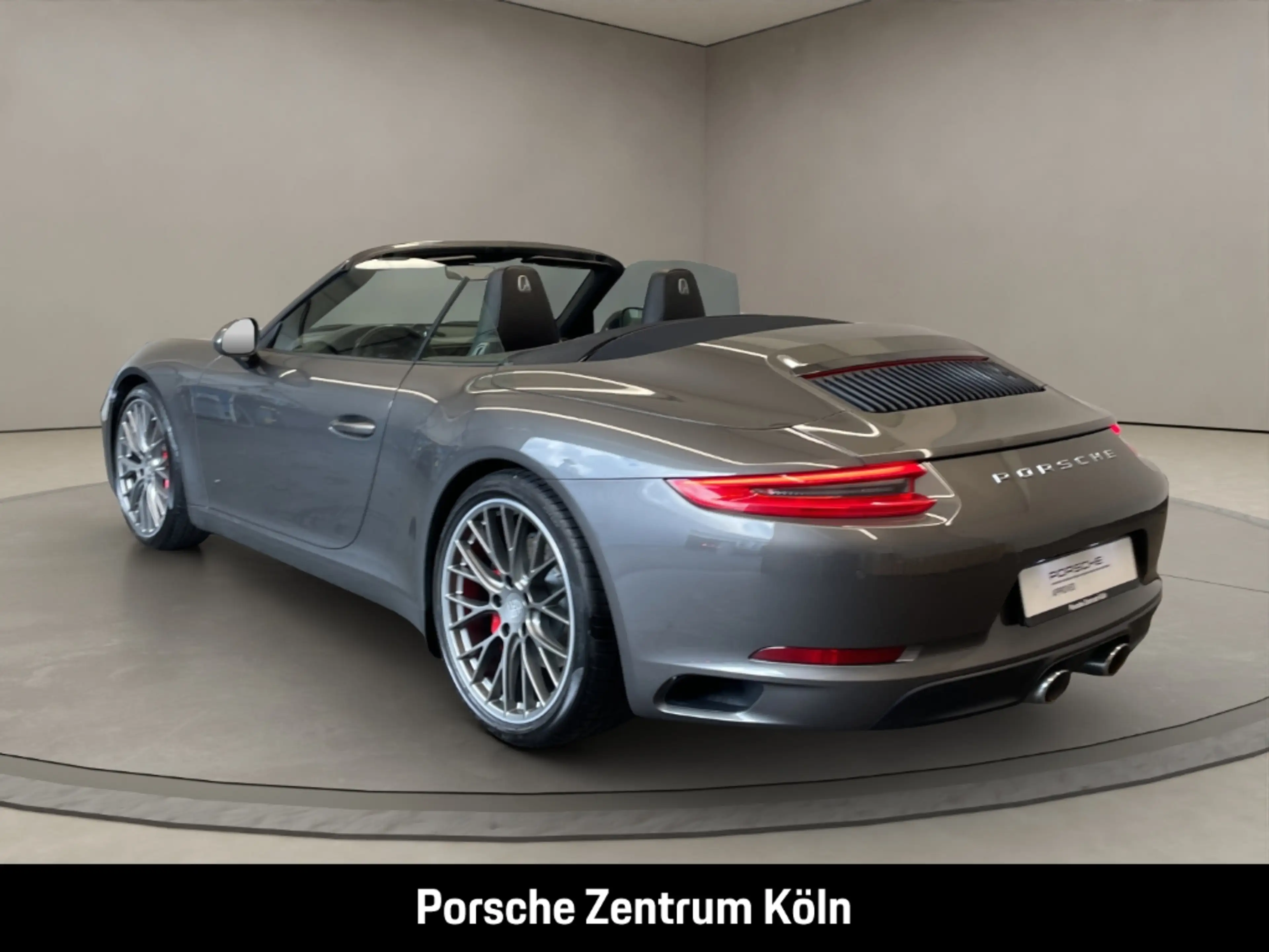 Porsche 991 -2 (911) Carrera S Cabriolet — photo 3