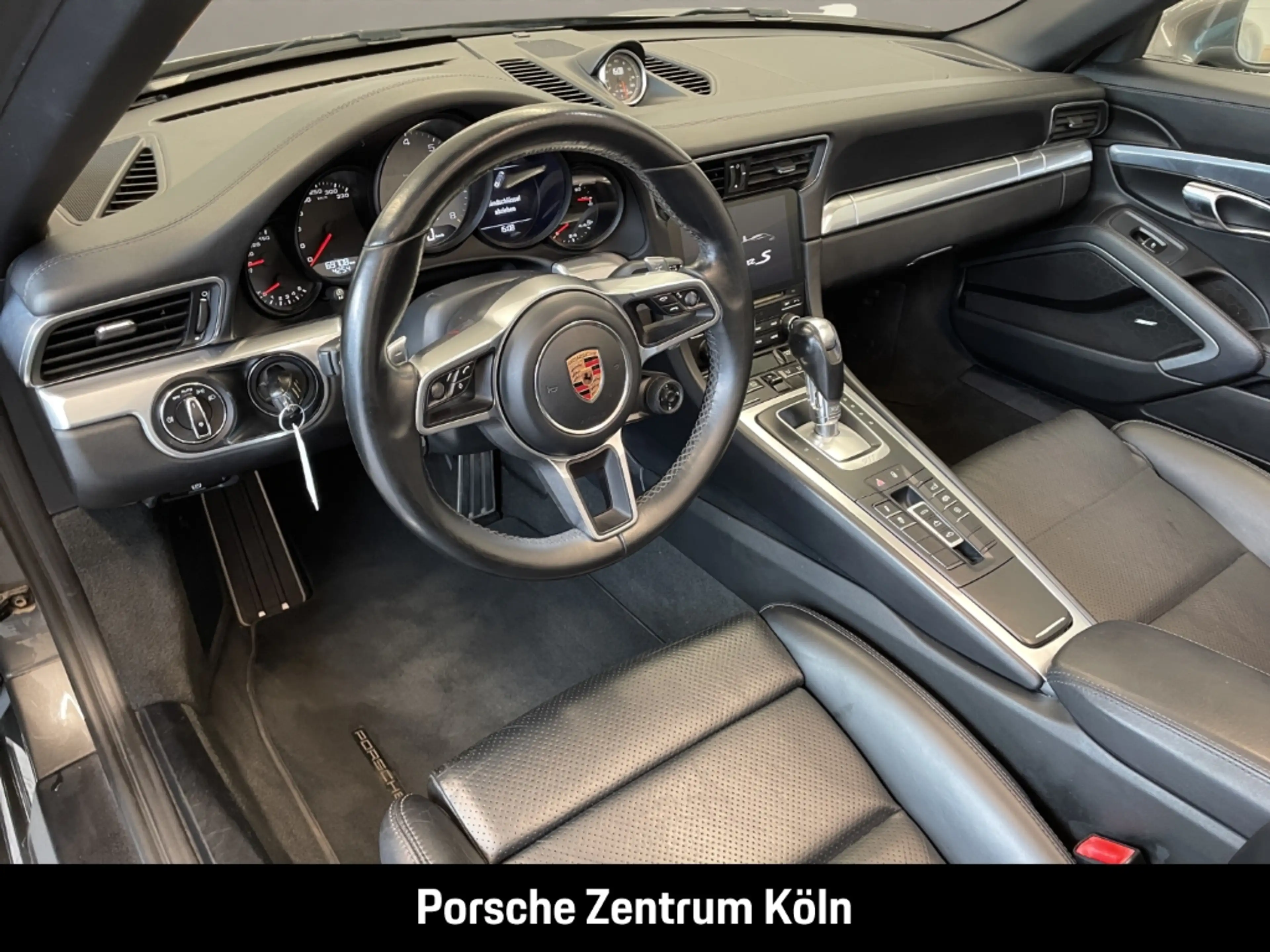 Porsche 991 -2 (911) Carrera S Cabriolet — photo 14