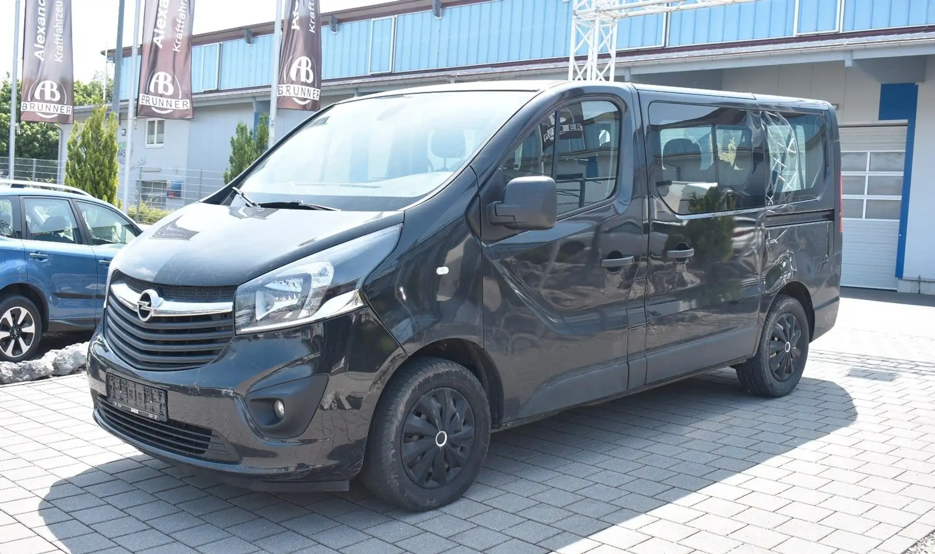 Opel Vivaro B / L1H1  2,7t 9 Sitze Schwarz - 2
