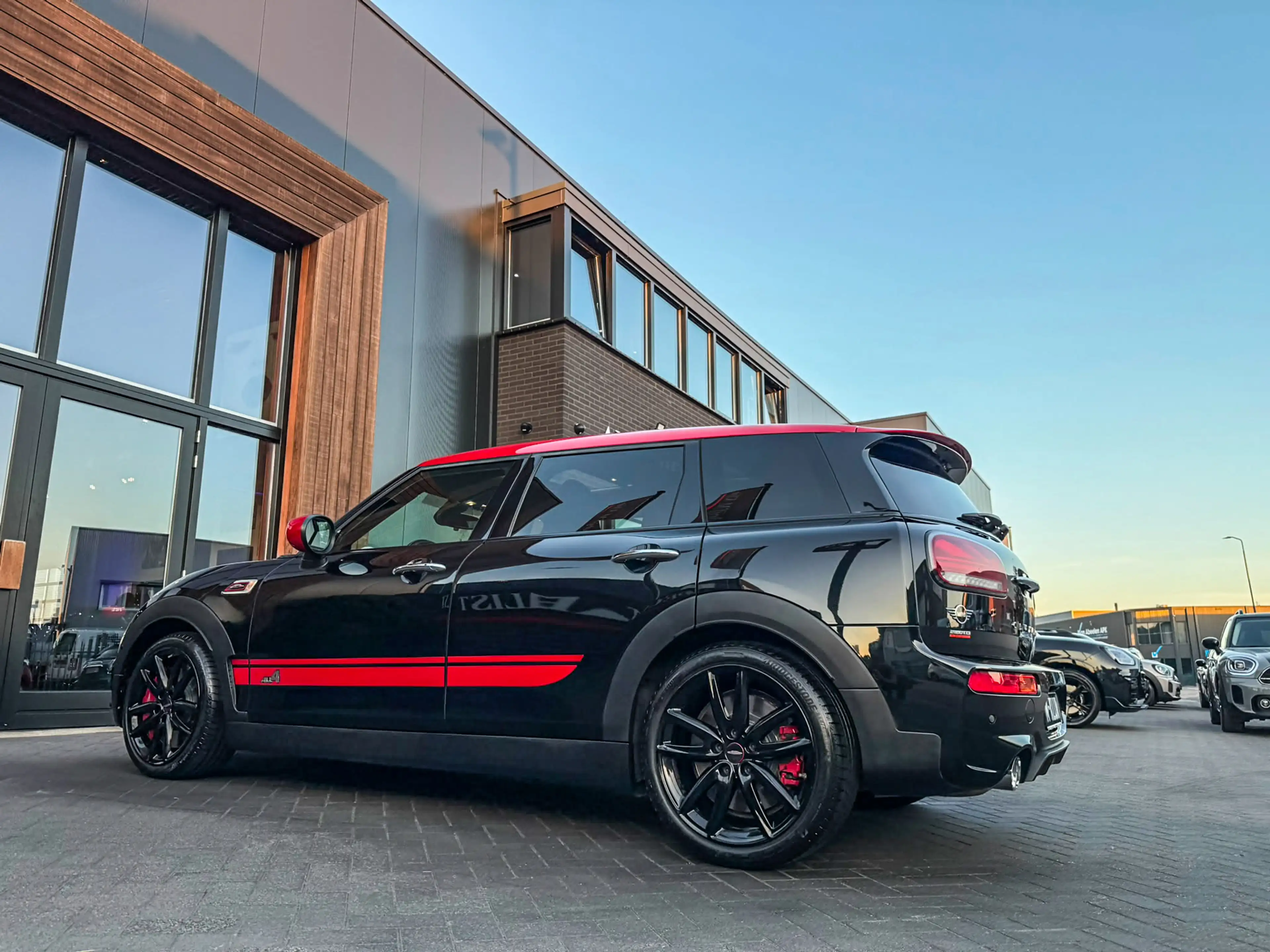 MINI John Cooper Works Clubman 2.0 JCW ALL4 F1 aut 306pk/Pano/Camera/Hk/Head Up/B — photo 13