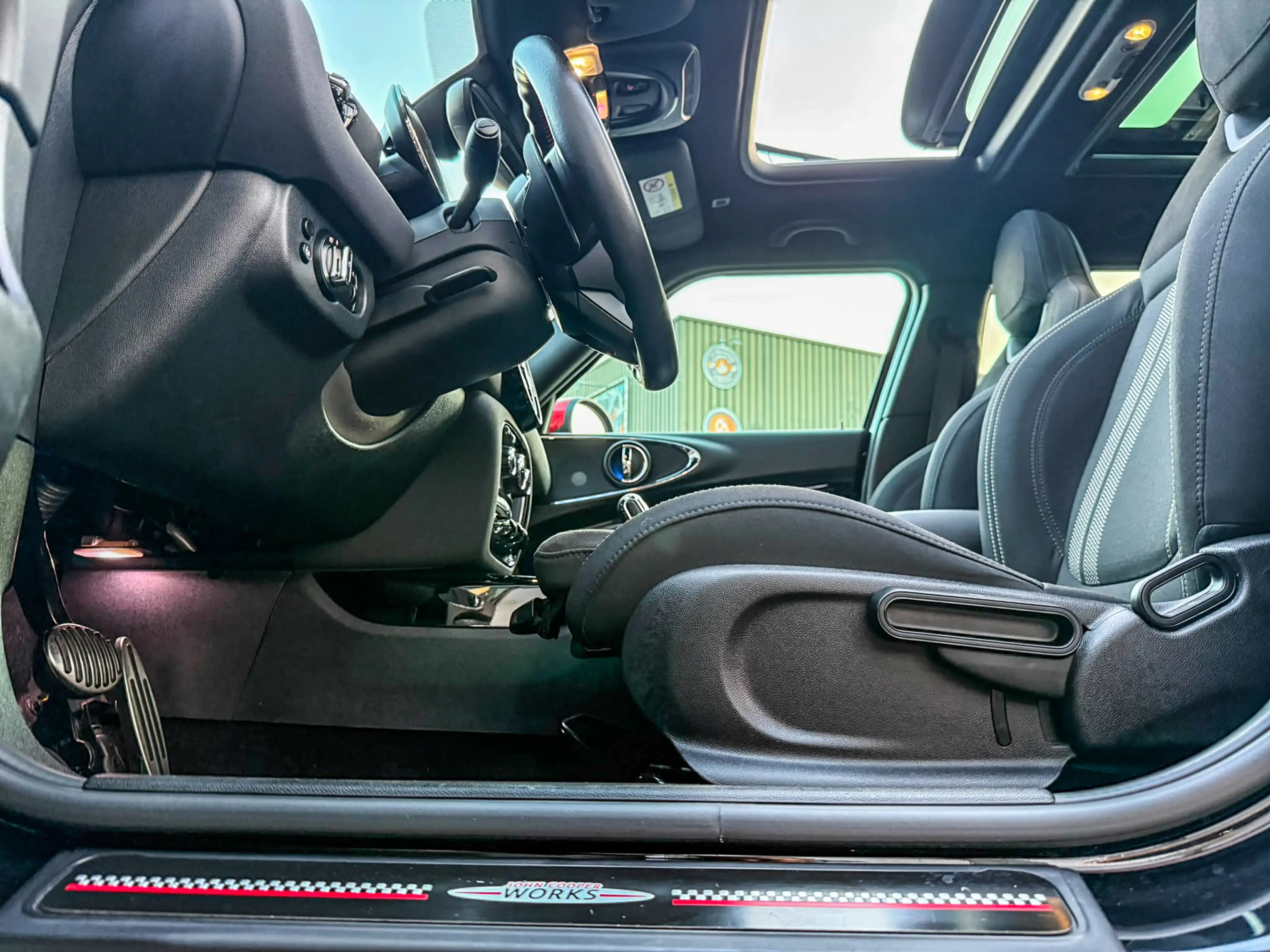 MINI John Cooper Works Clubman 2.0 JCW ALL4 F1 aut 306pk/Pano/Camera/Hk/Head Up/B — photo 22