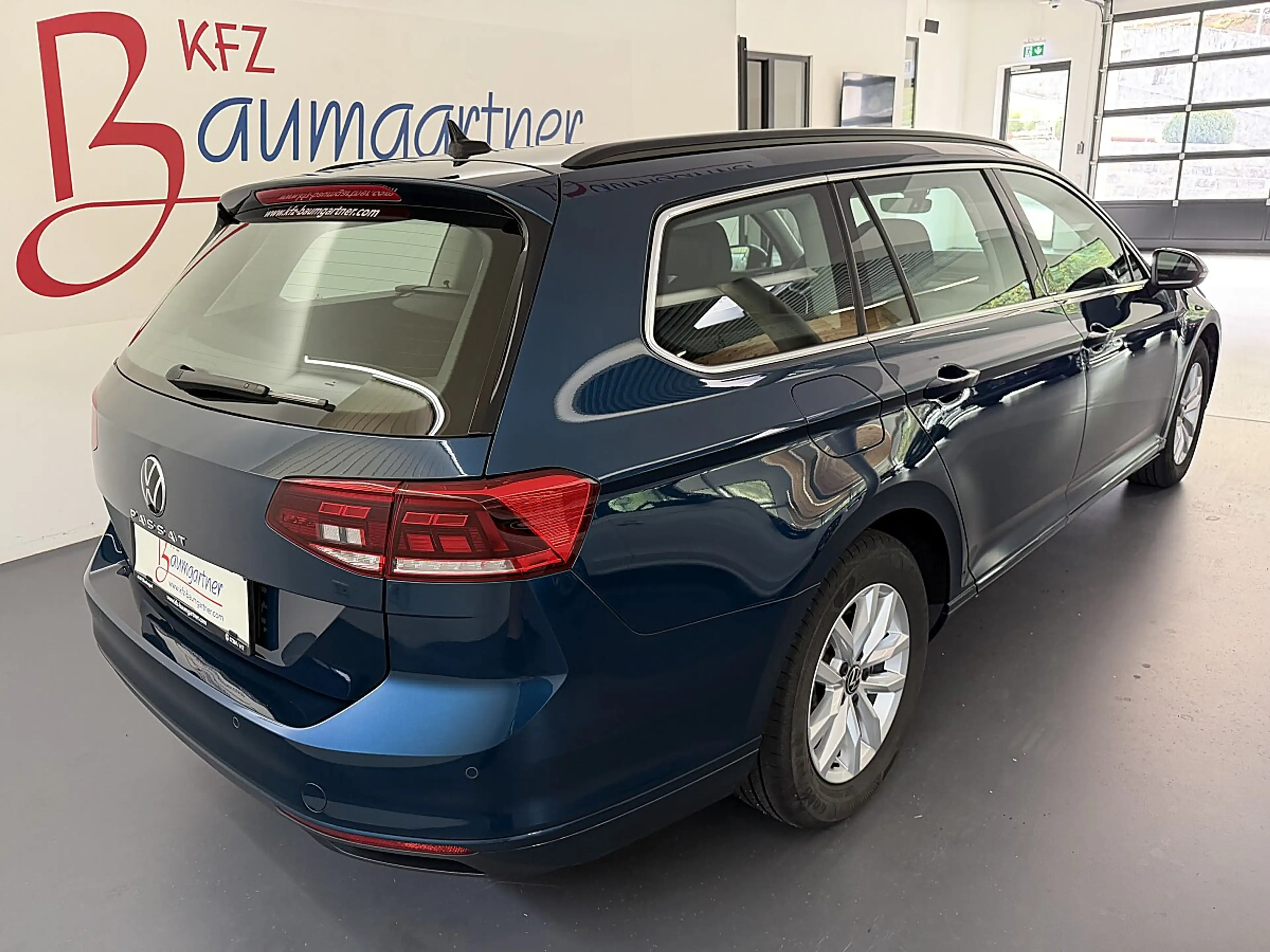 Volkswagen Passat Variant 2,0TDI *LED*NAVI*ACC*Sitzheizung*Rückfahrkamera... — photo 3