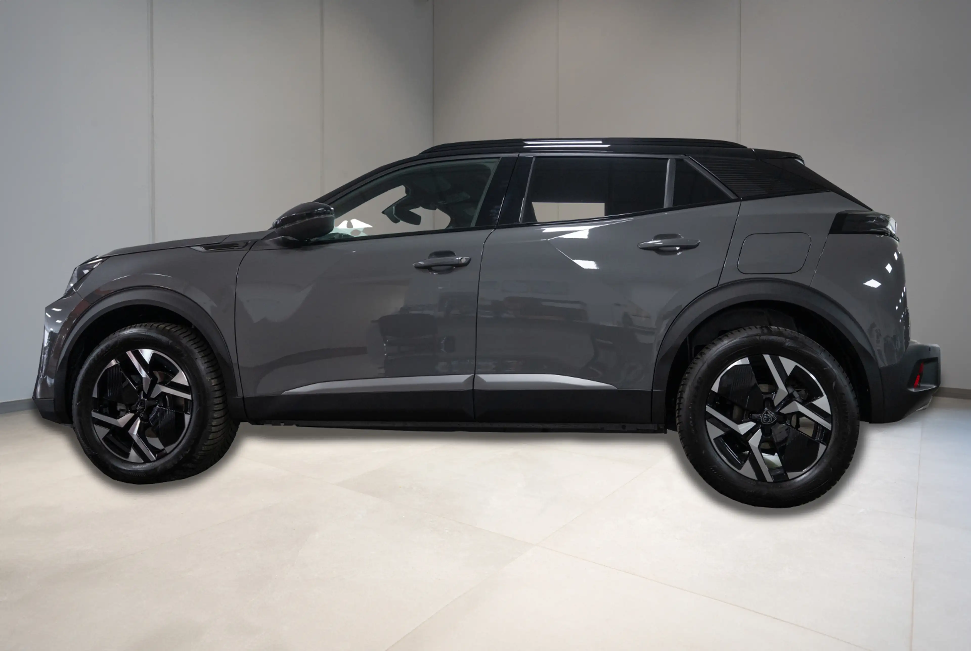 Peugeot 2008 GT HYBRID 145 e-DSC6 — photo 5