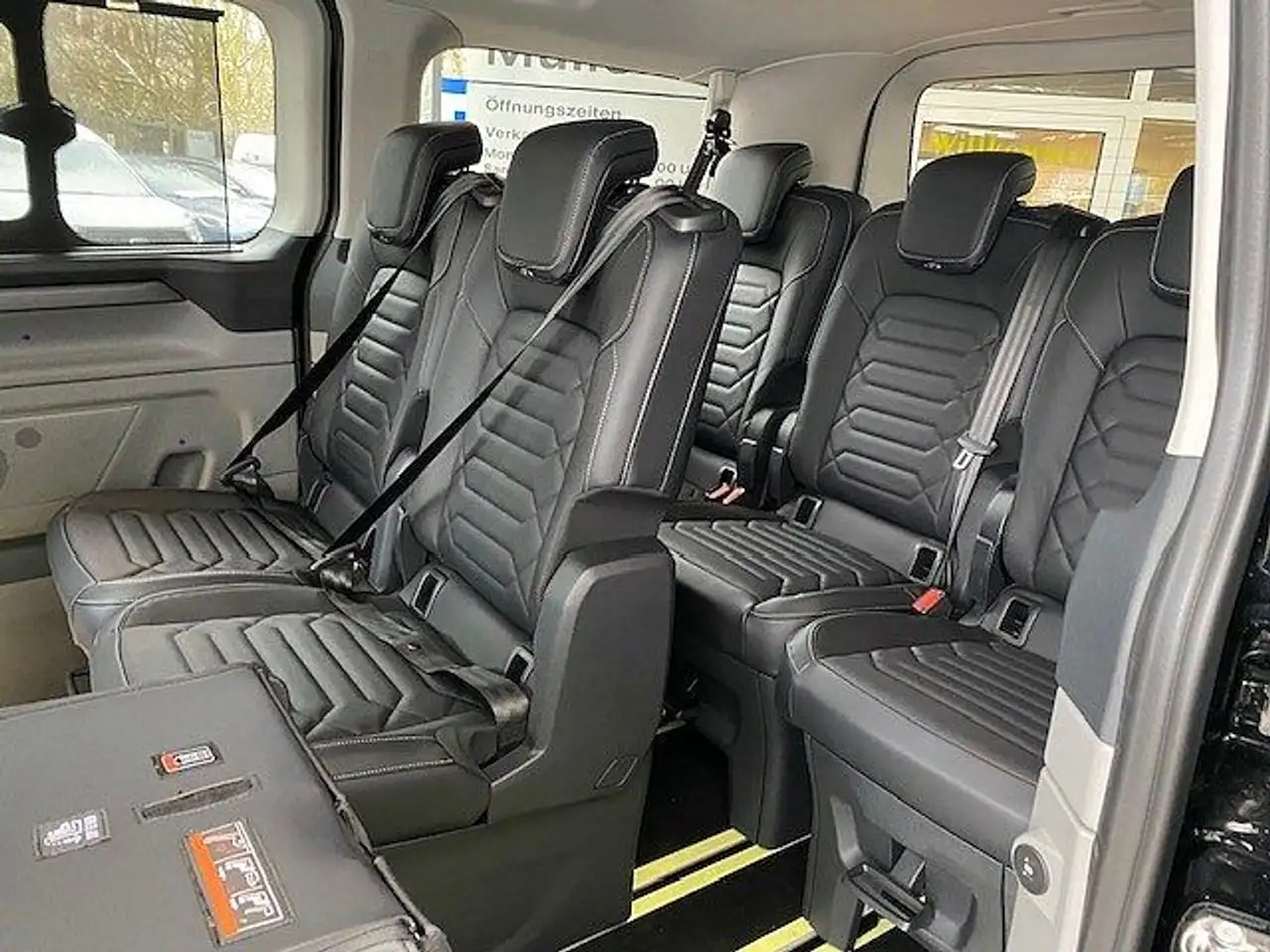 Ford Tourneo Custom FT320 L1''TitaniumX''Leder,LED-SW,AHK 8
