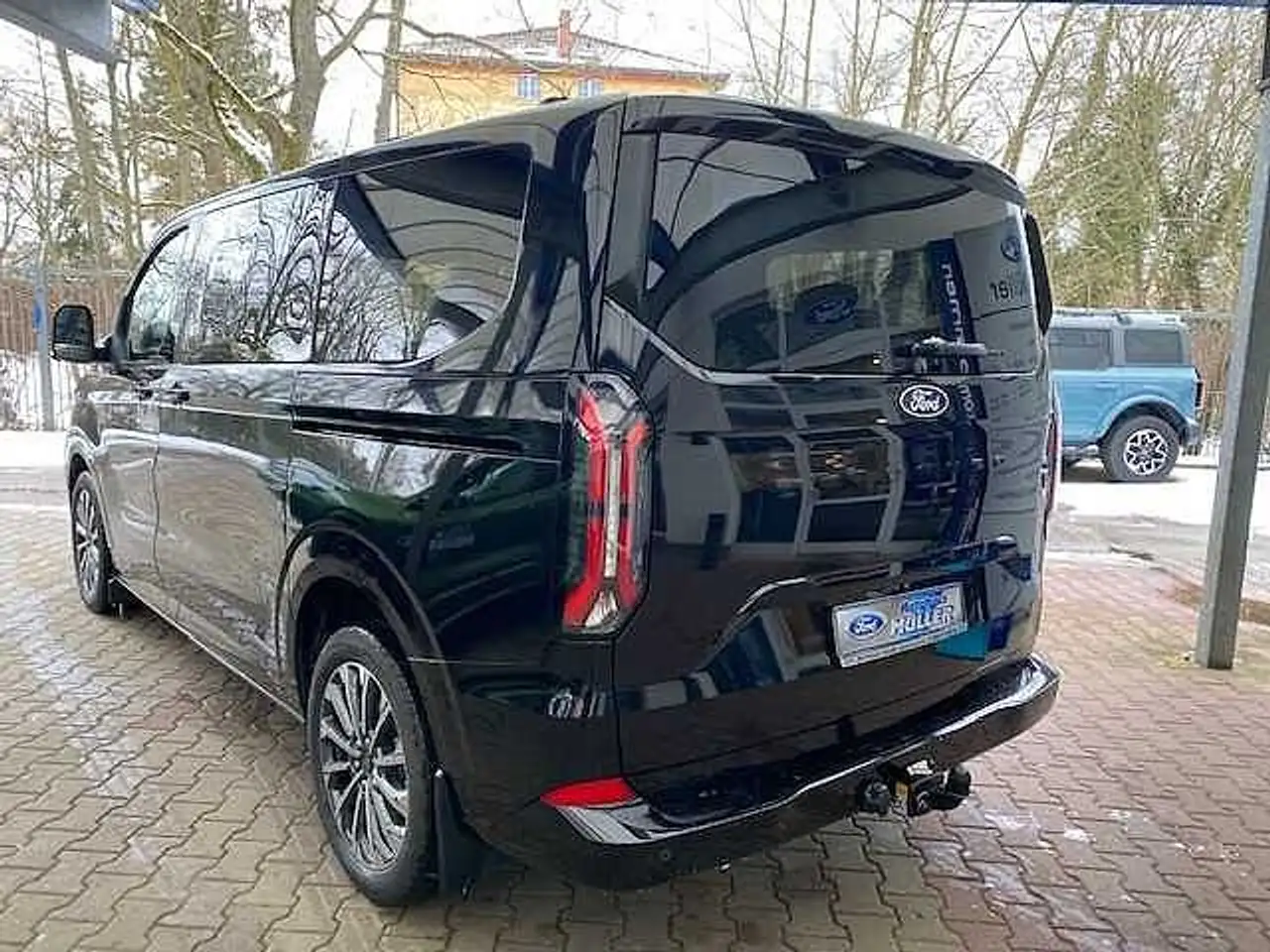 Ford Tourneo Custom FT320 L1''TitaniumX''Leder,LED-SW,AHK 5