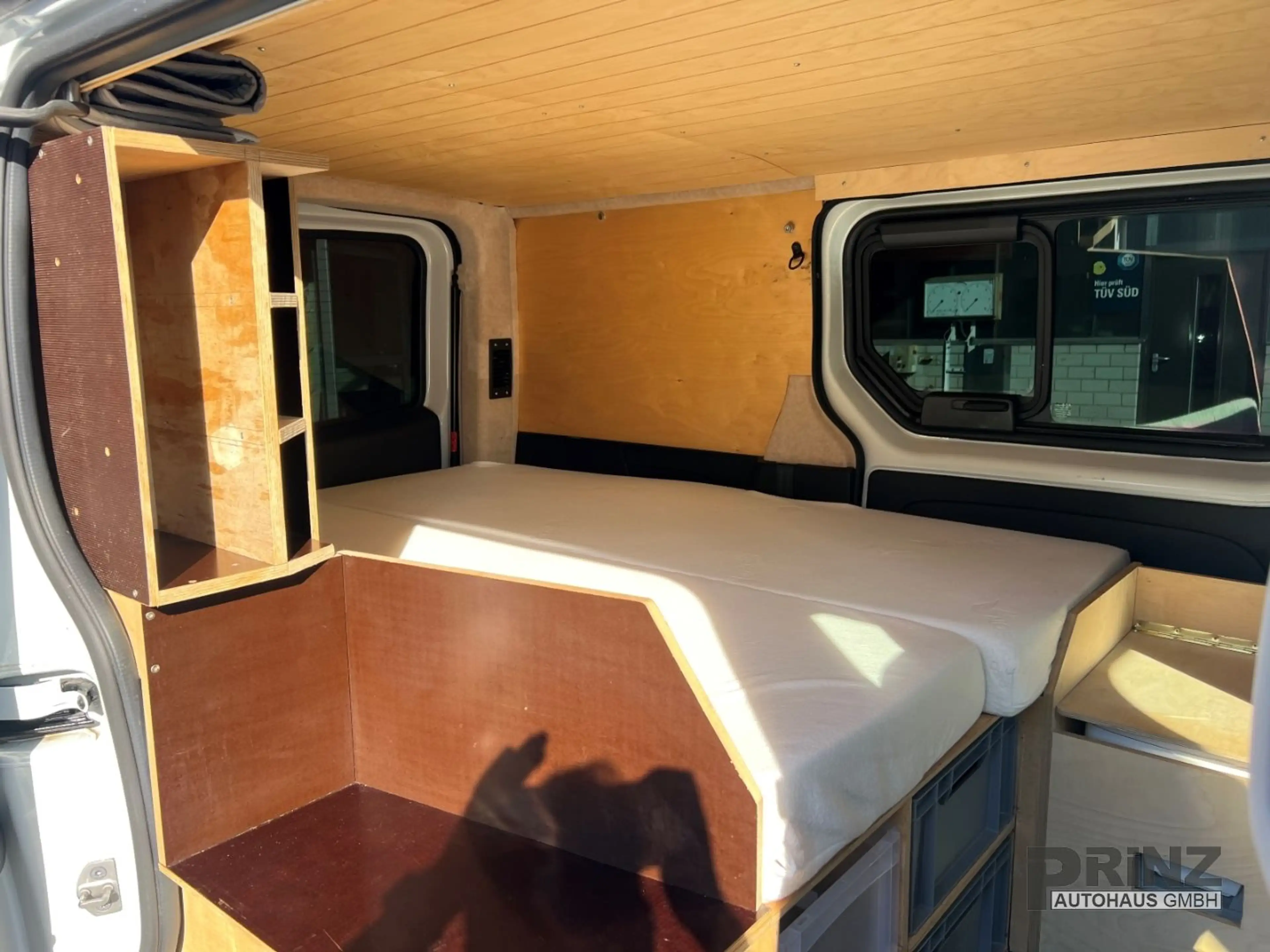 Nissan NV300 Kombi L1H1 2,7t PREMIUM — photo 15