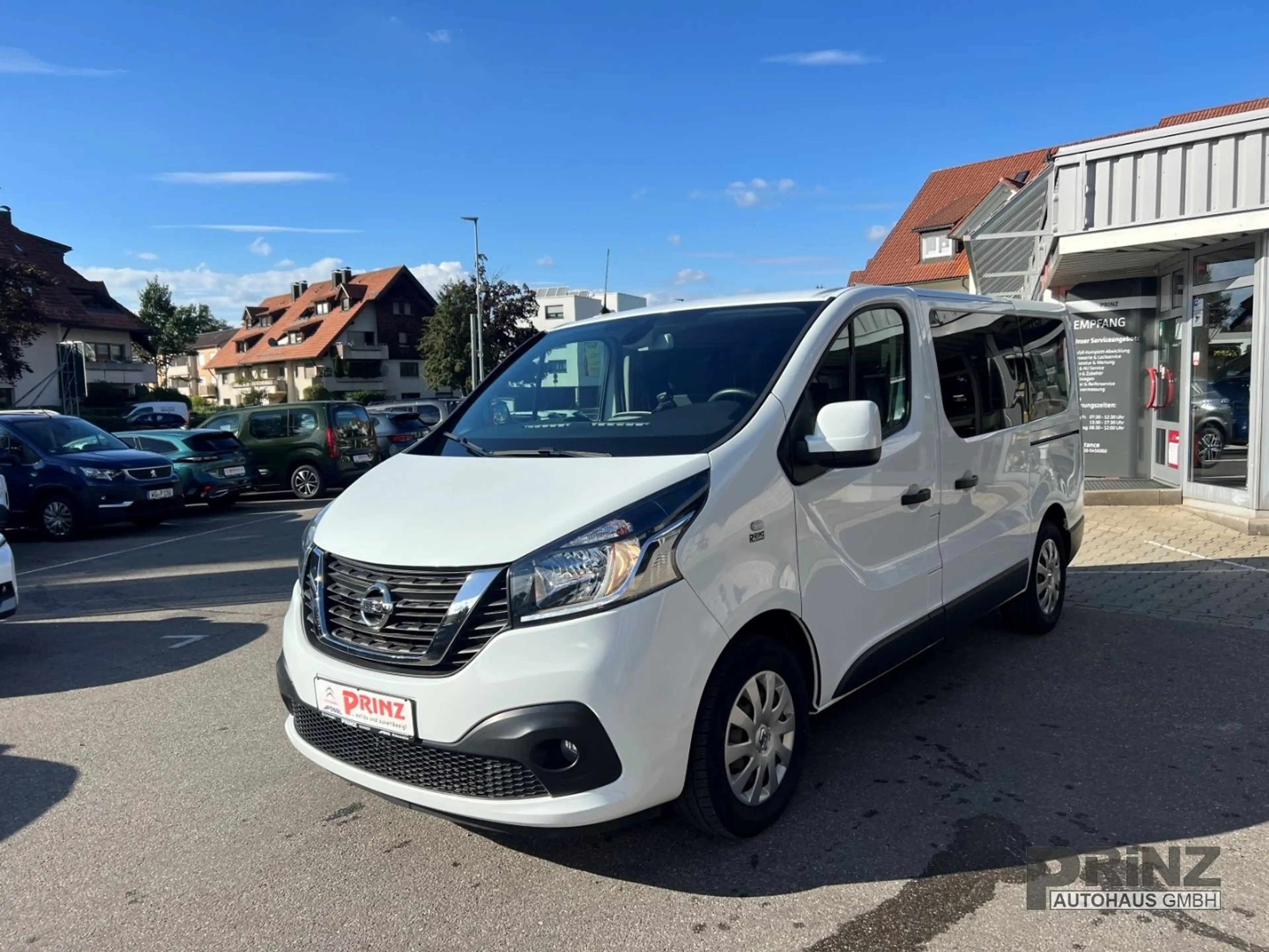Nissan NV300 Kombi L1H1 2,7t PREMIUM