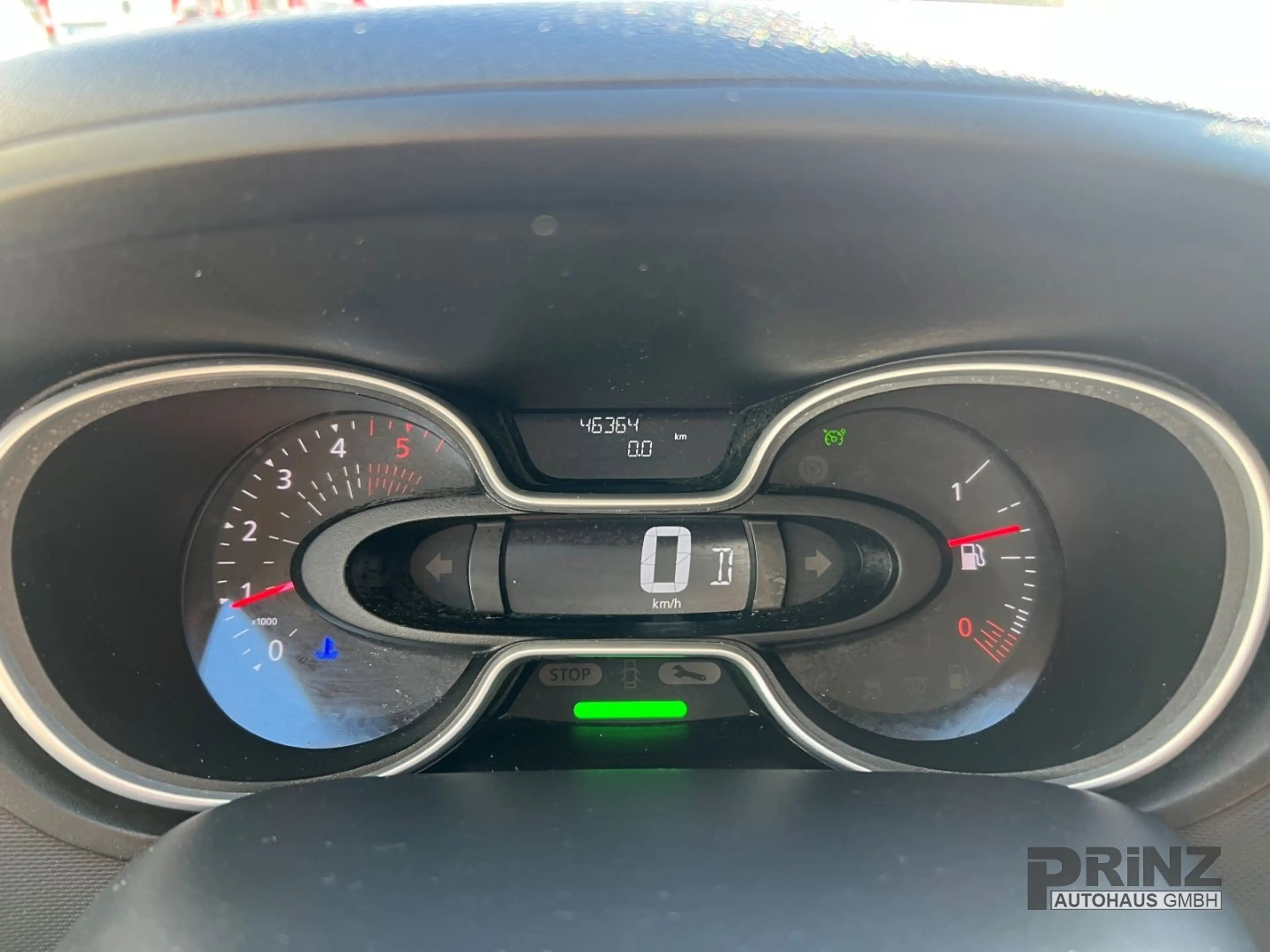Nissan NV300 Kombi L1H1 2,7t PREMIUM — photo 22