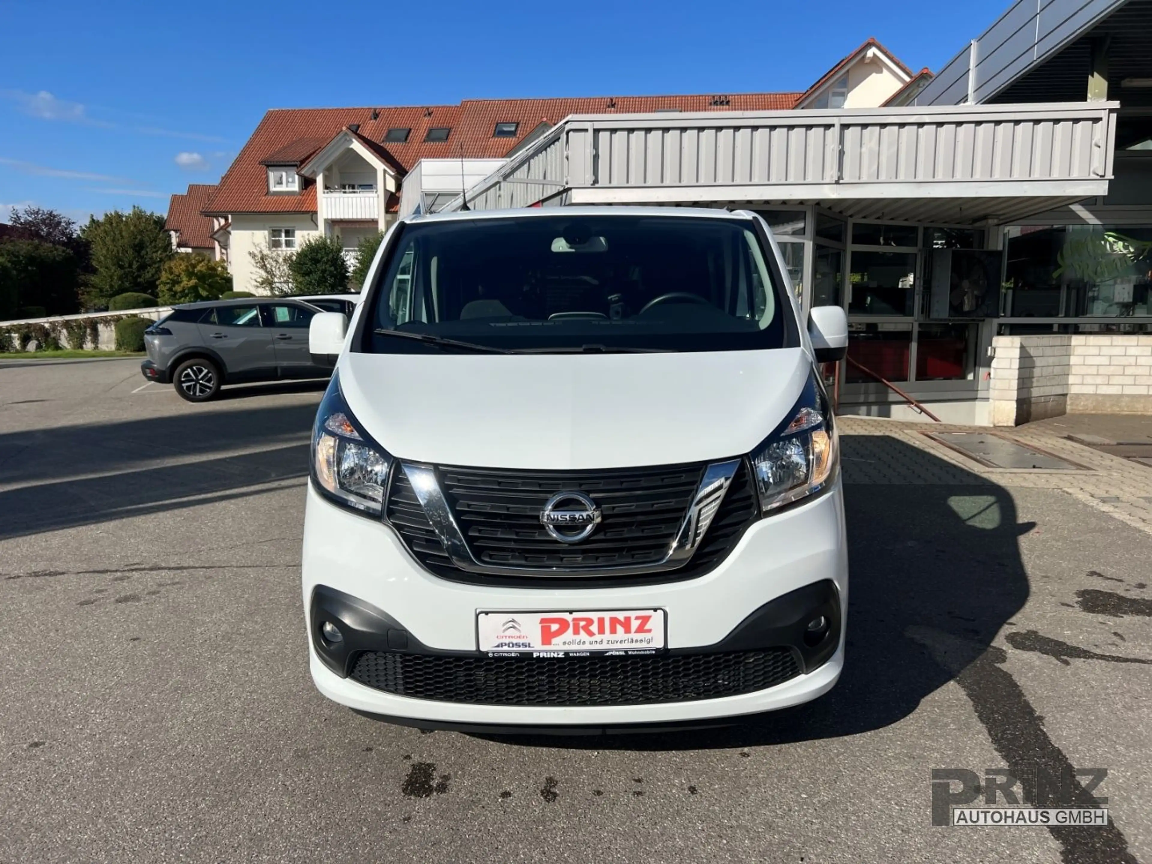 Nissan NV300 Kombi L1H1 2,7t PREMIUM — photo 8