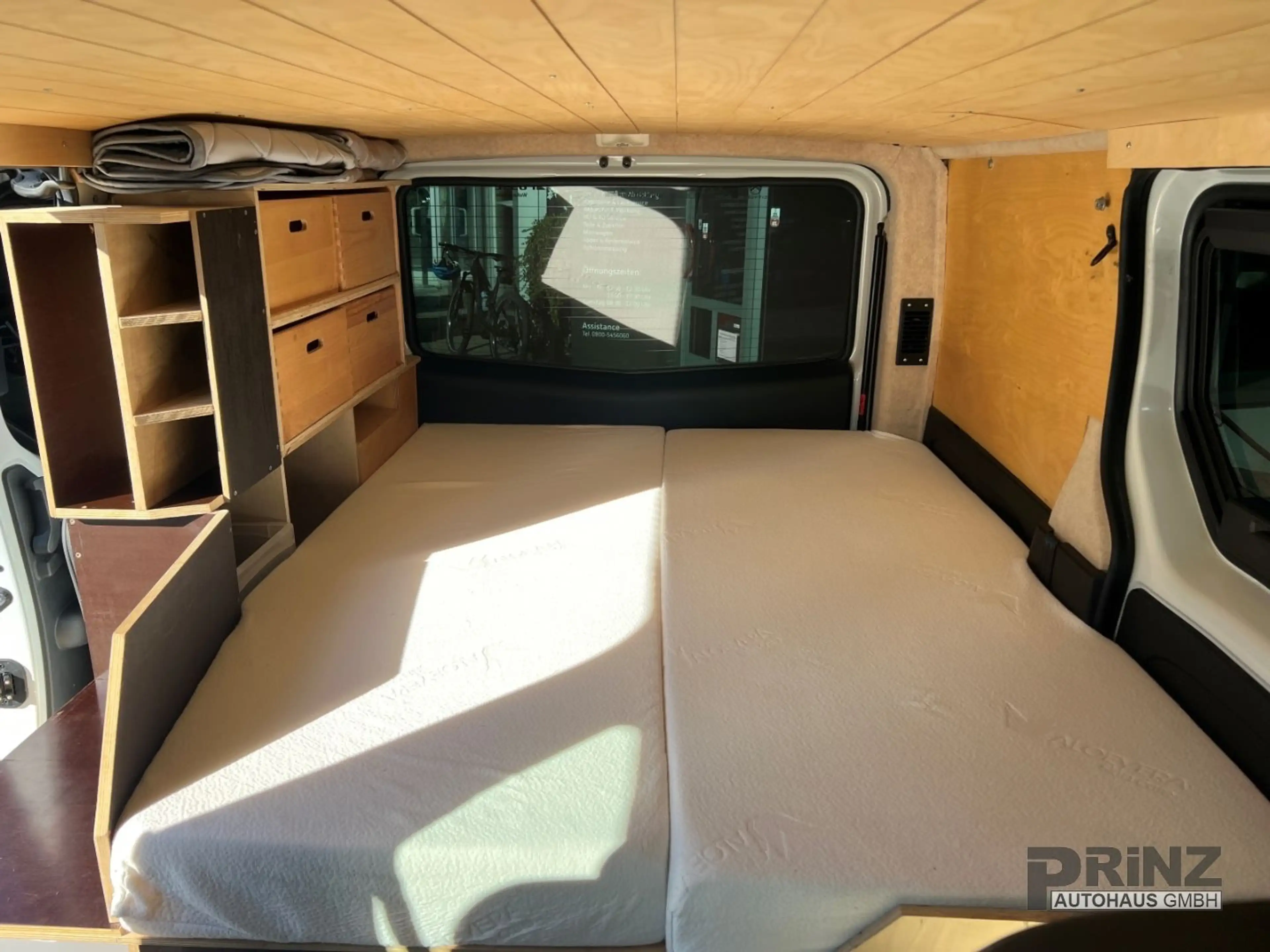 Nissan NV300 Kombi L1H1 2,7t PREMIUM — photo 19