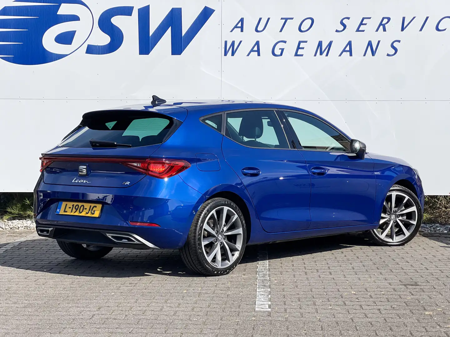 SEAT Leon 1.5 eTSI FR Business Intense | Virtual Cockpit | T Bleu - 2