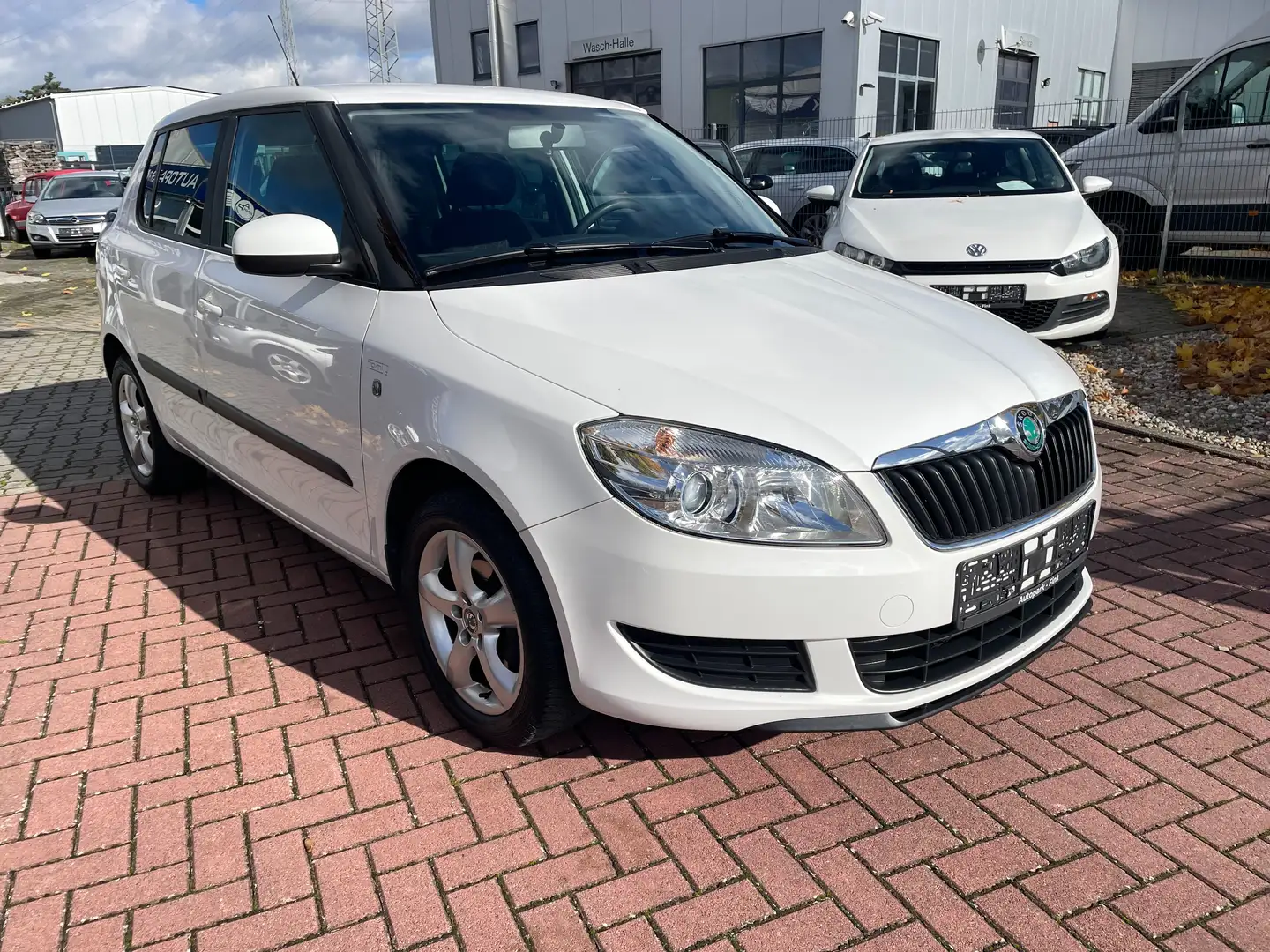 Skoda Fabia Family aus 1.Hand sehr sauber+Scheckheft Weiß - 2