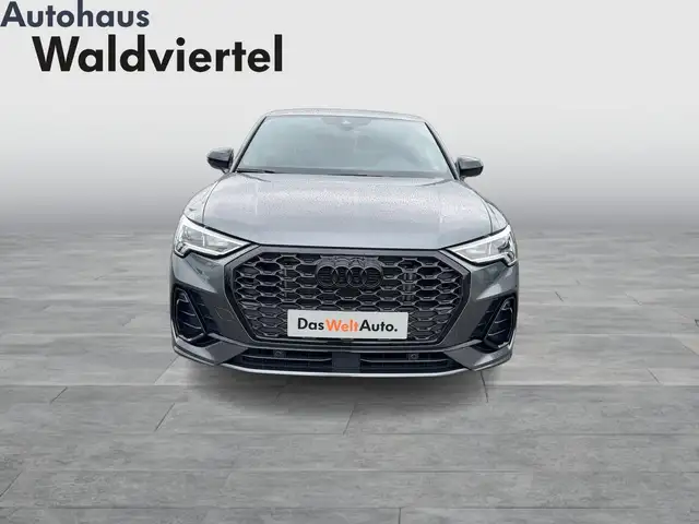 Audi Q3 view 2