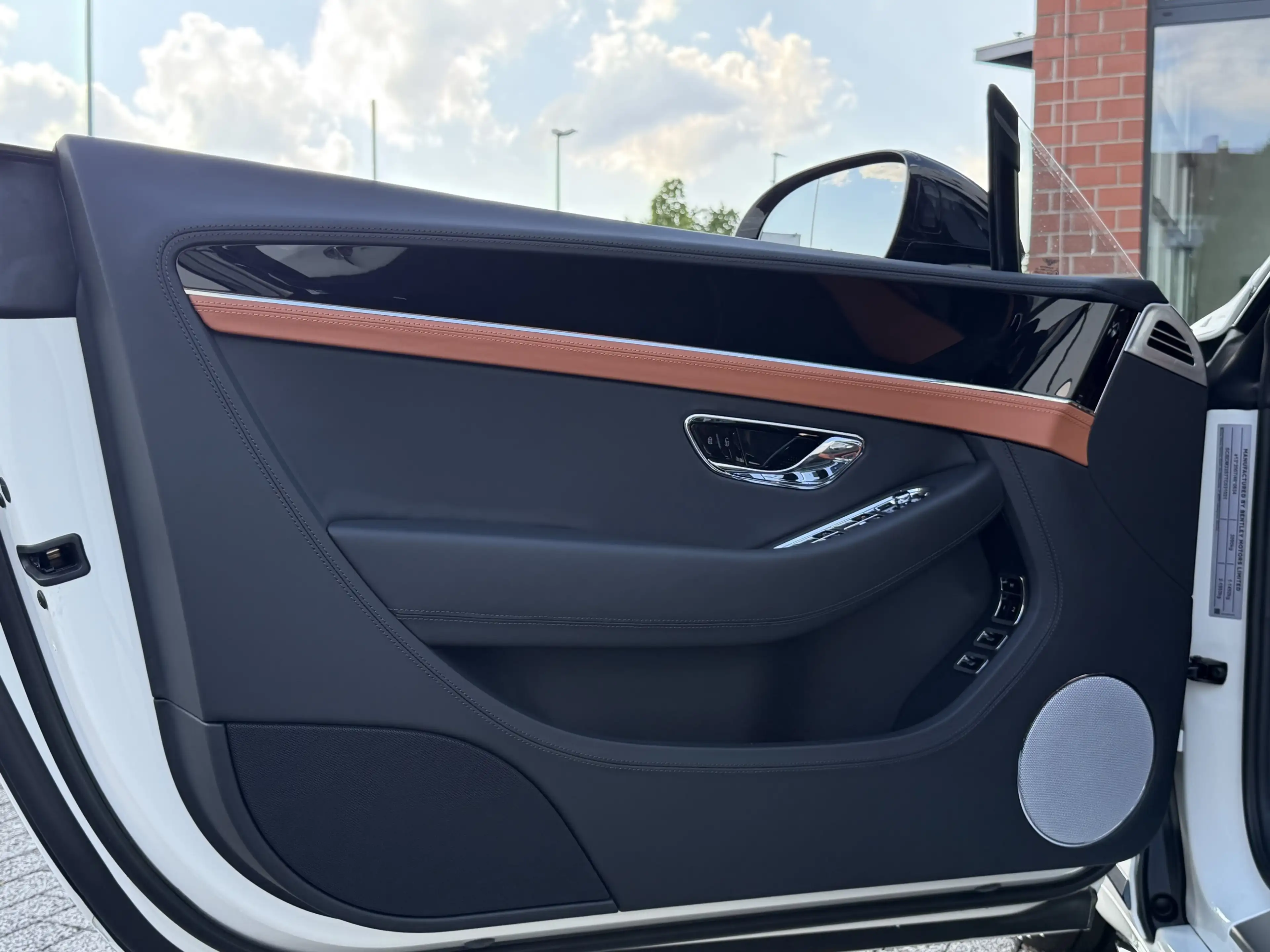 Bentley Continental GTC S *Touring*FrontSeat*Mood* — photo 15