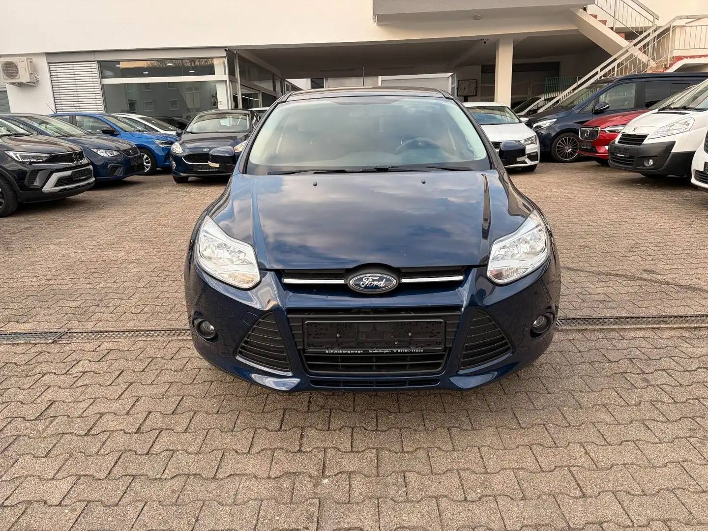 Ford Focus Lim. Trend*SITZHEIZUNG*KLIMA*TUV/AU NEU* Blau - 2
