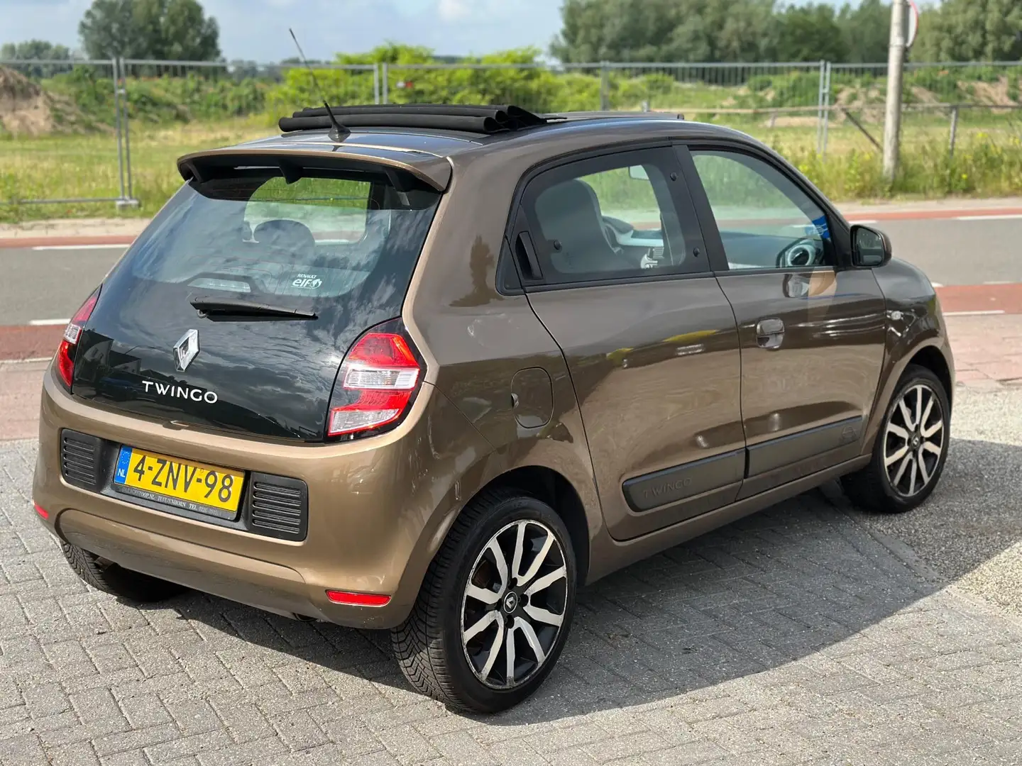 Renault Twingo 1.0 SCe Expression open dak ! Brun - 2