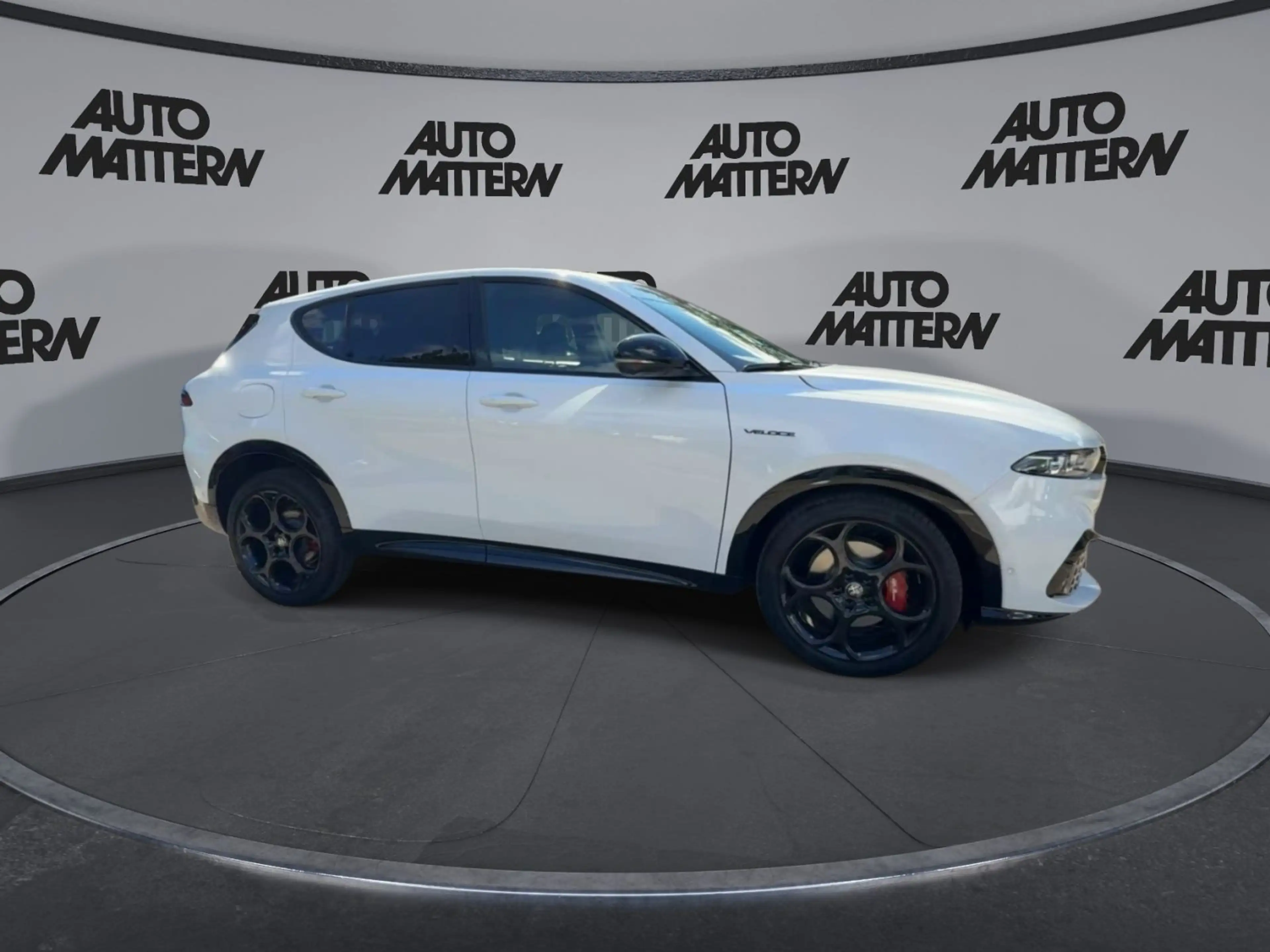 Alfa Romeo Tonale 1.5 Mild Hybrid Veloce — photo 9