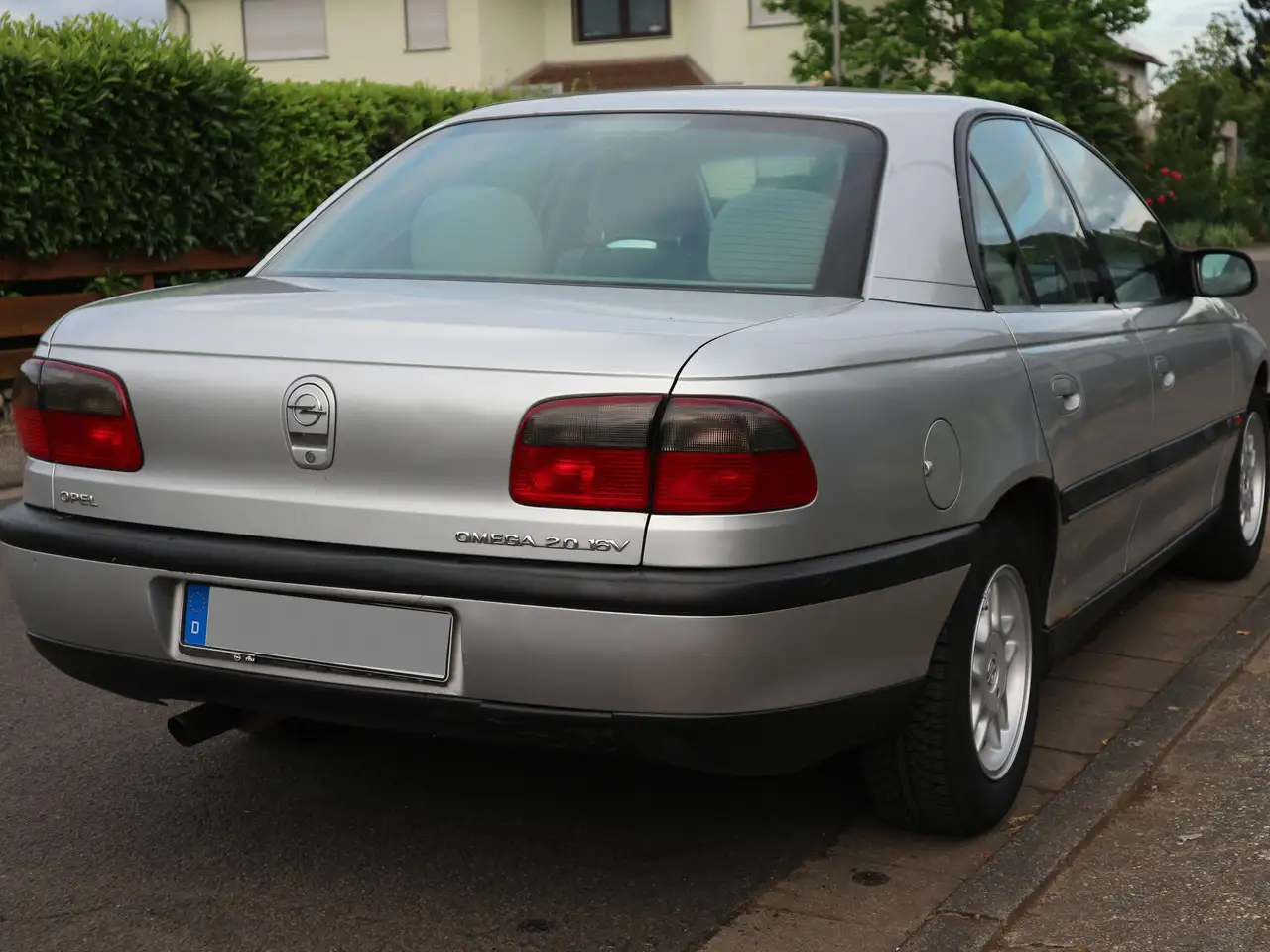 Opel Omega 2.0 16V CD, foto 2