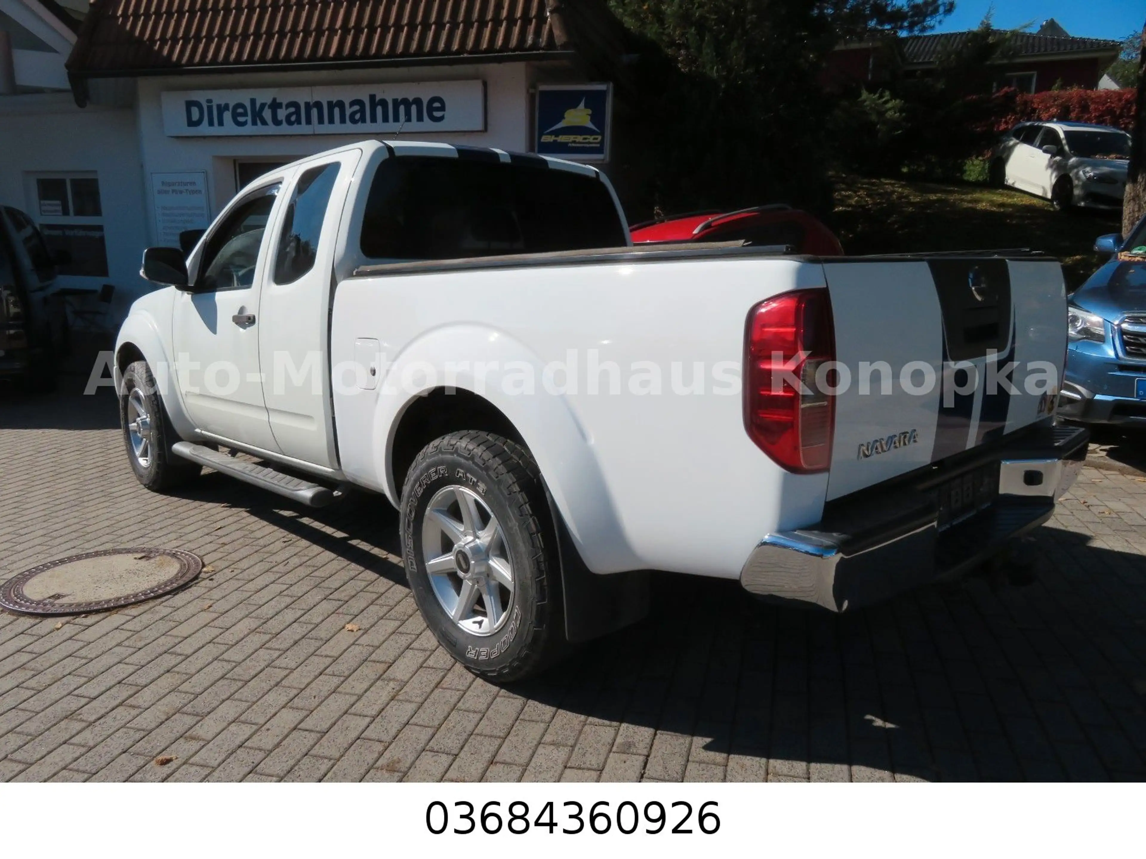 Nissan Navara Pickup King Cab LE 4X4 Schubboden+Standhe — photo 5