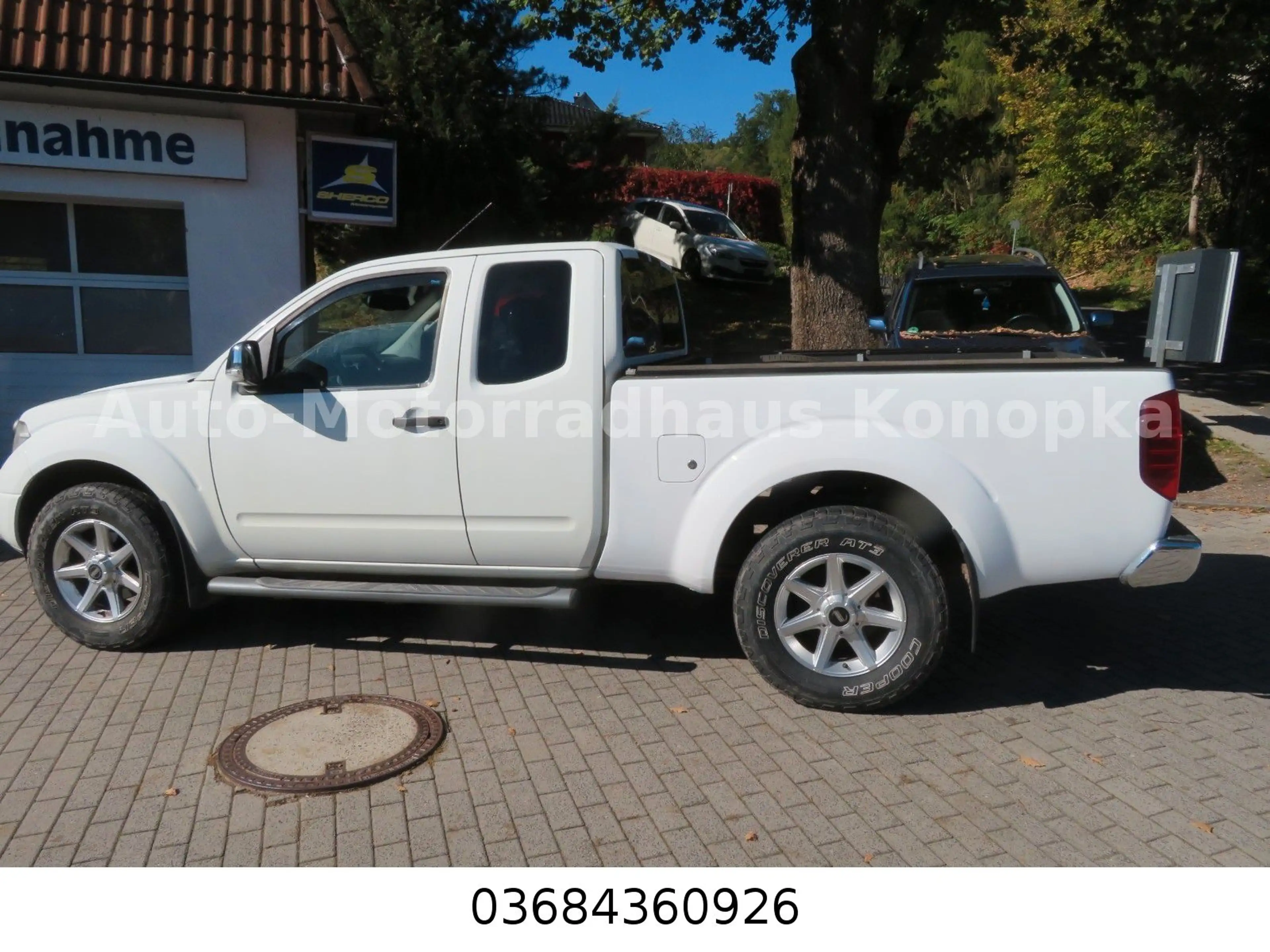 Nissan Navara Pickup King Cab LE 4X4 Schubboden+Standhe — photo 6