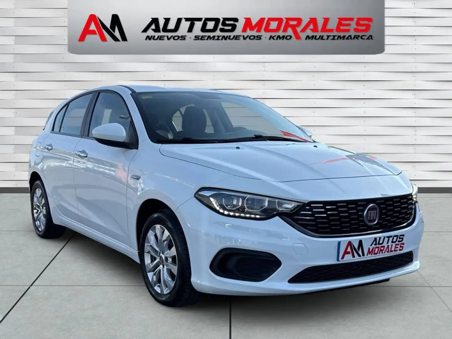 Fiat Tipo 1.4 Easy Weiß - 1