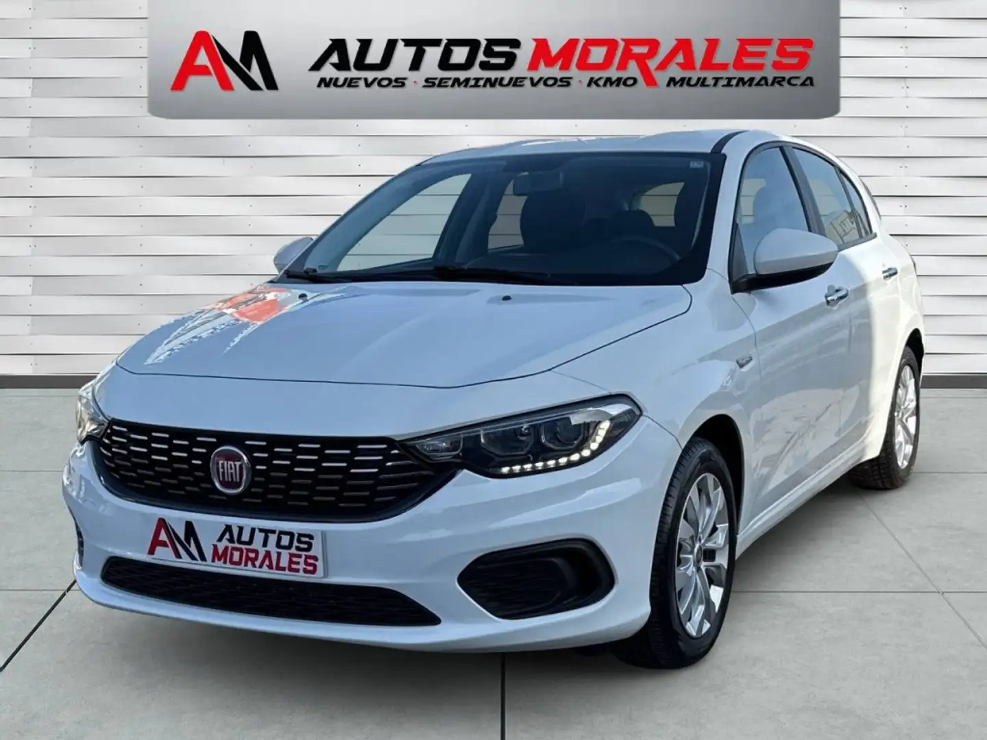 Fiat Tipo 1.4 Easy Weiß - 2