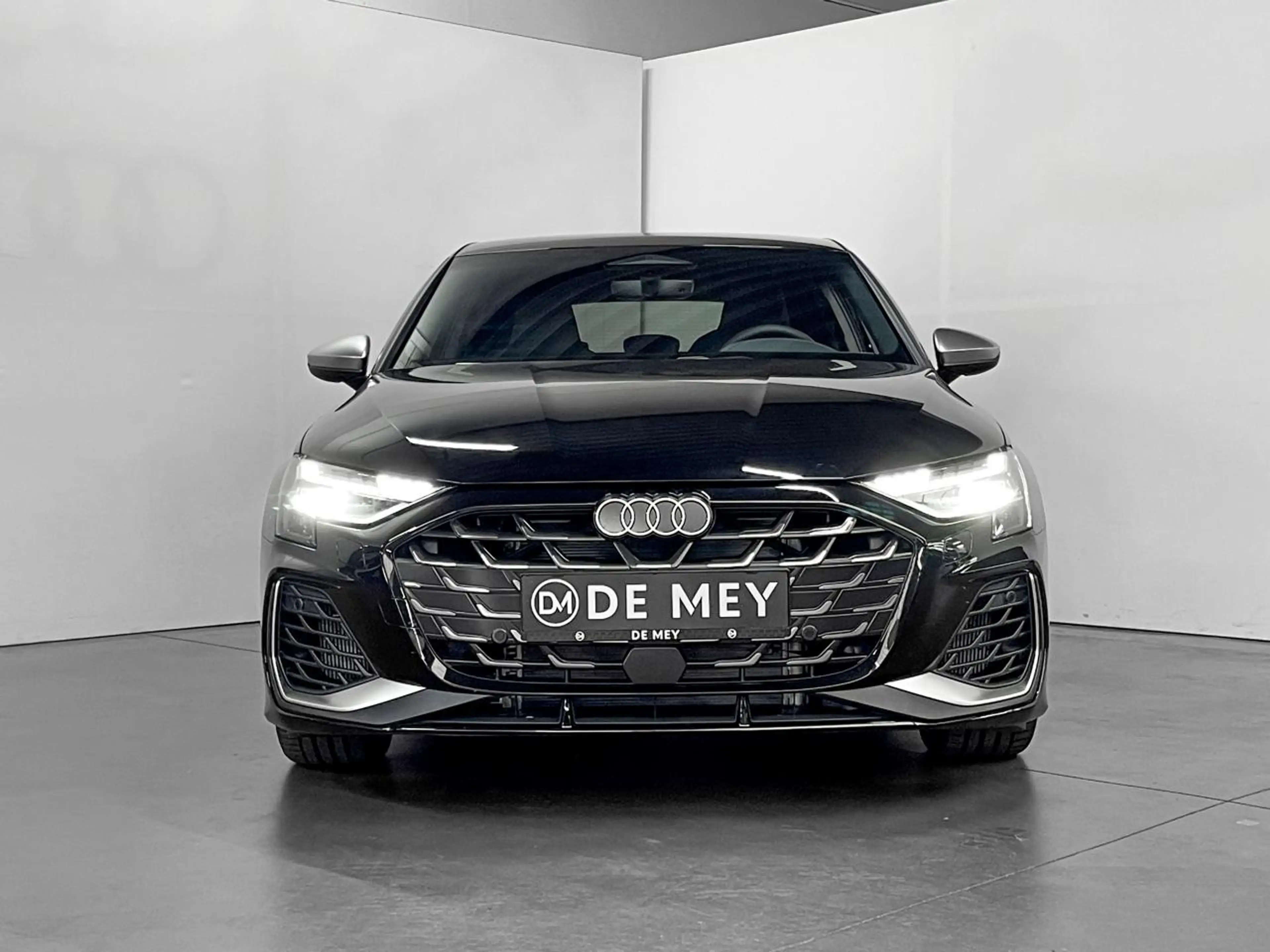 Audi S3 2.0 TFSI Quattro S-Tronic 333 PK / Carplay / ACC / Keyless / Navi / Camera — photo 3