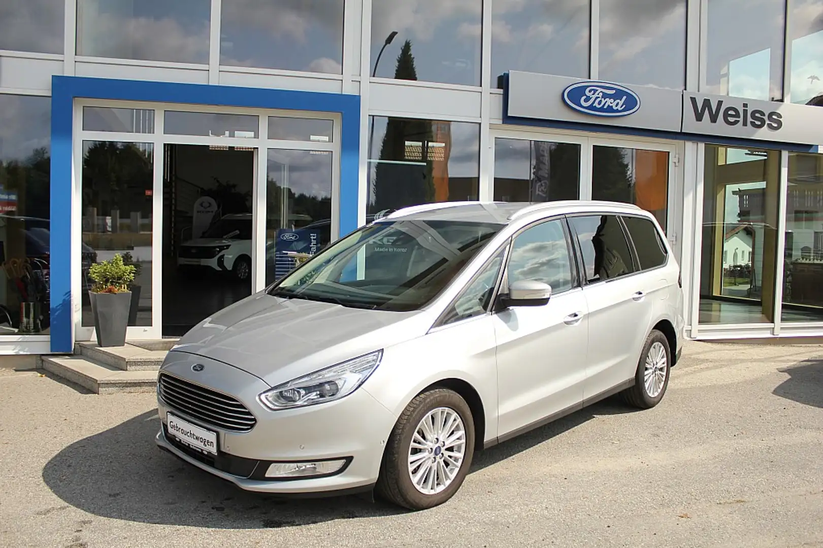 Ford Galaxy 2,0 EcoBlue SCR Titanium Aut. Silber - 1