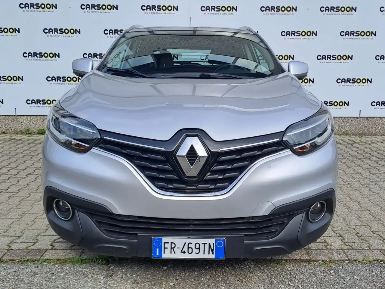 Renault Kadjar SUV/4x4/Pick-up in Zilver tweedehands in Muggiò - Monza e Brianza - MB voor € 11.950,-