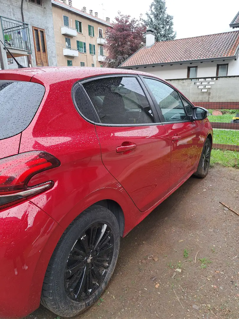 Peugeot 208 208 I 2015 5p 1.2 puretech Allure 82cv Rosso - 1