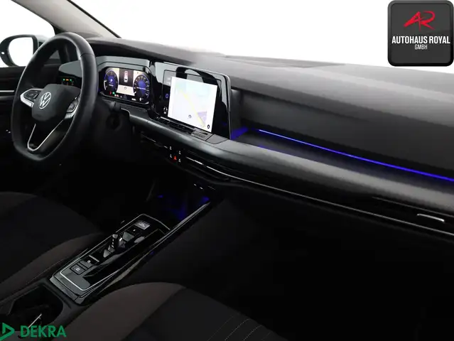 Volkswagen Golf view 9
