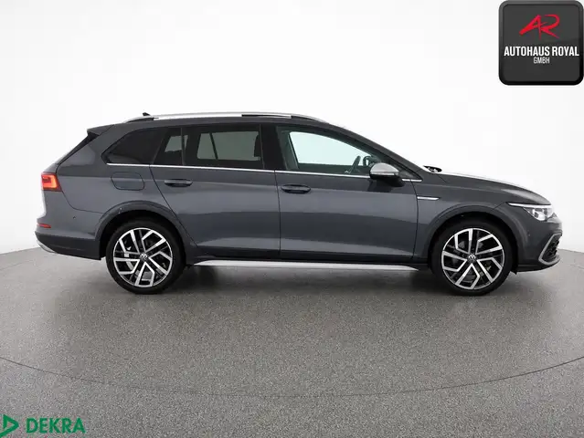 Volkswagen Golf view 5