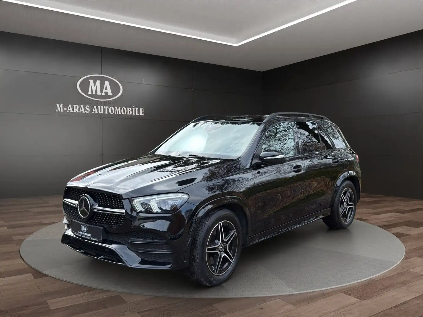 Mercedes-Benz GLE 350 de 4Matic PANO AMG AHK STANDHEIZUNG Schwarz - 1
