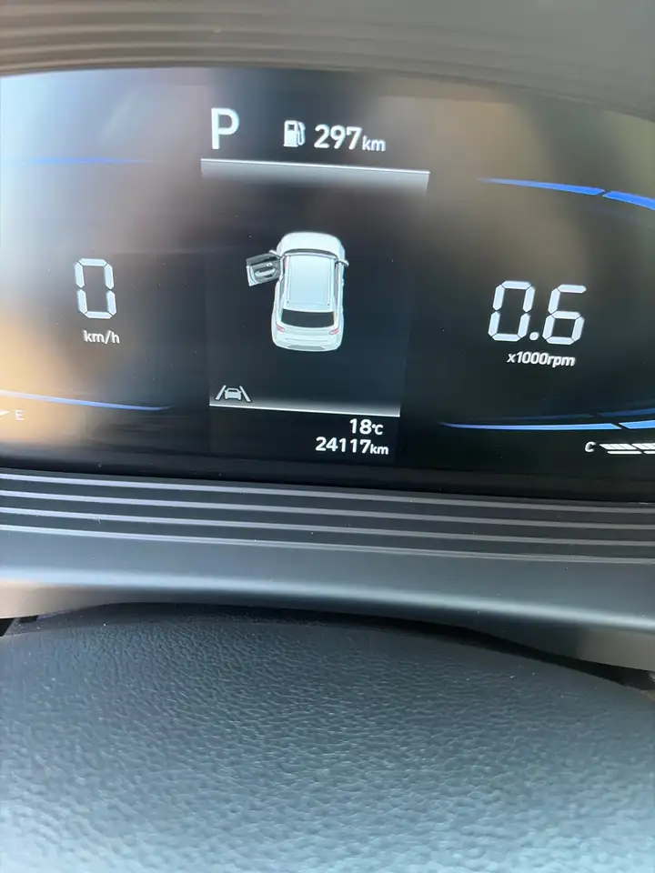 Hyundai Venue снимка Hyundai Venue
