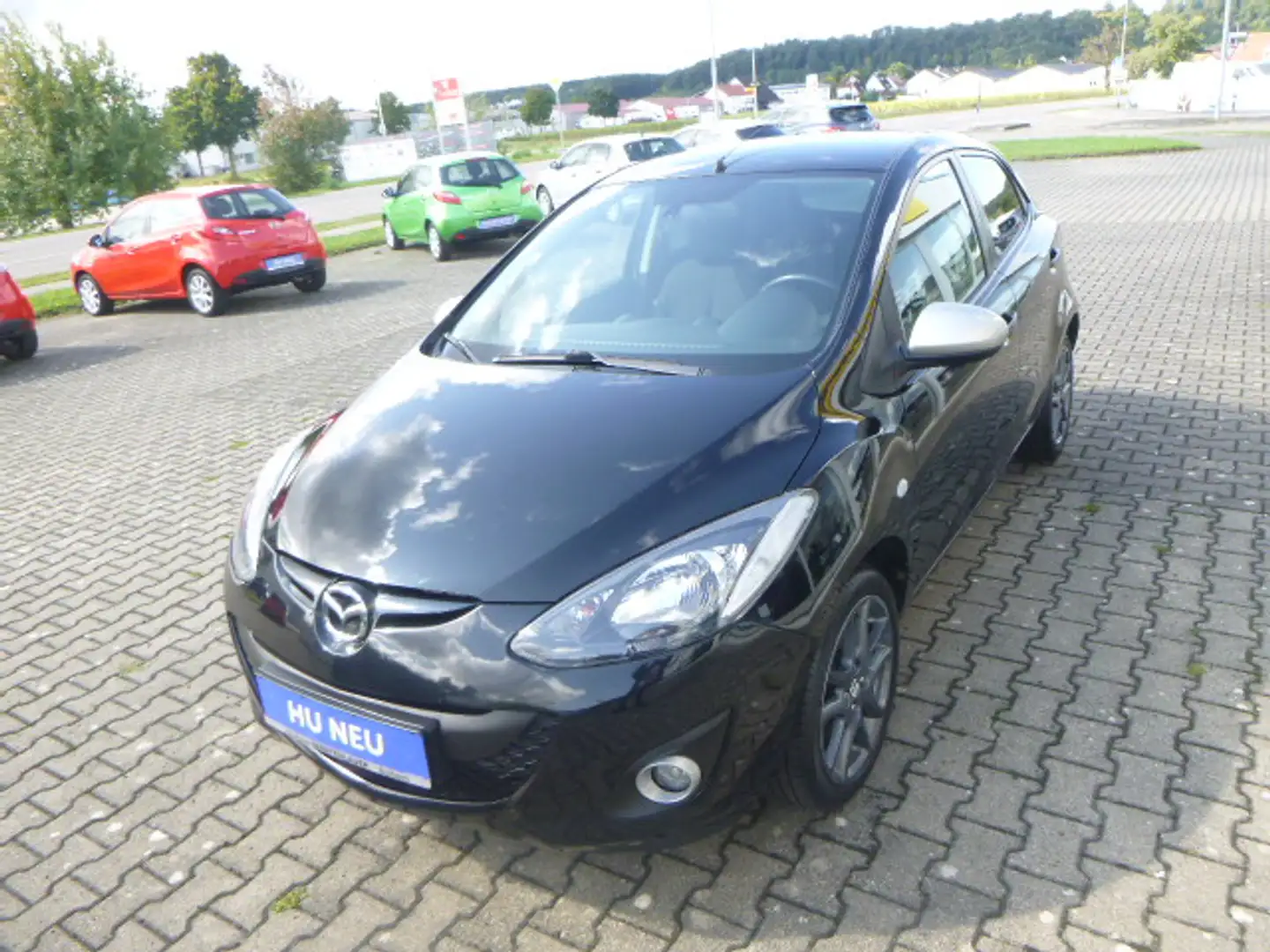 Mazda 2 1.3l MZR 84PS Navi, Einparkhilfe, Winterräder, TÜV Schwarz - 1